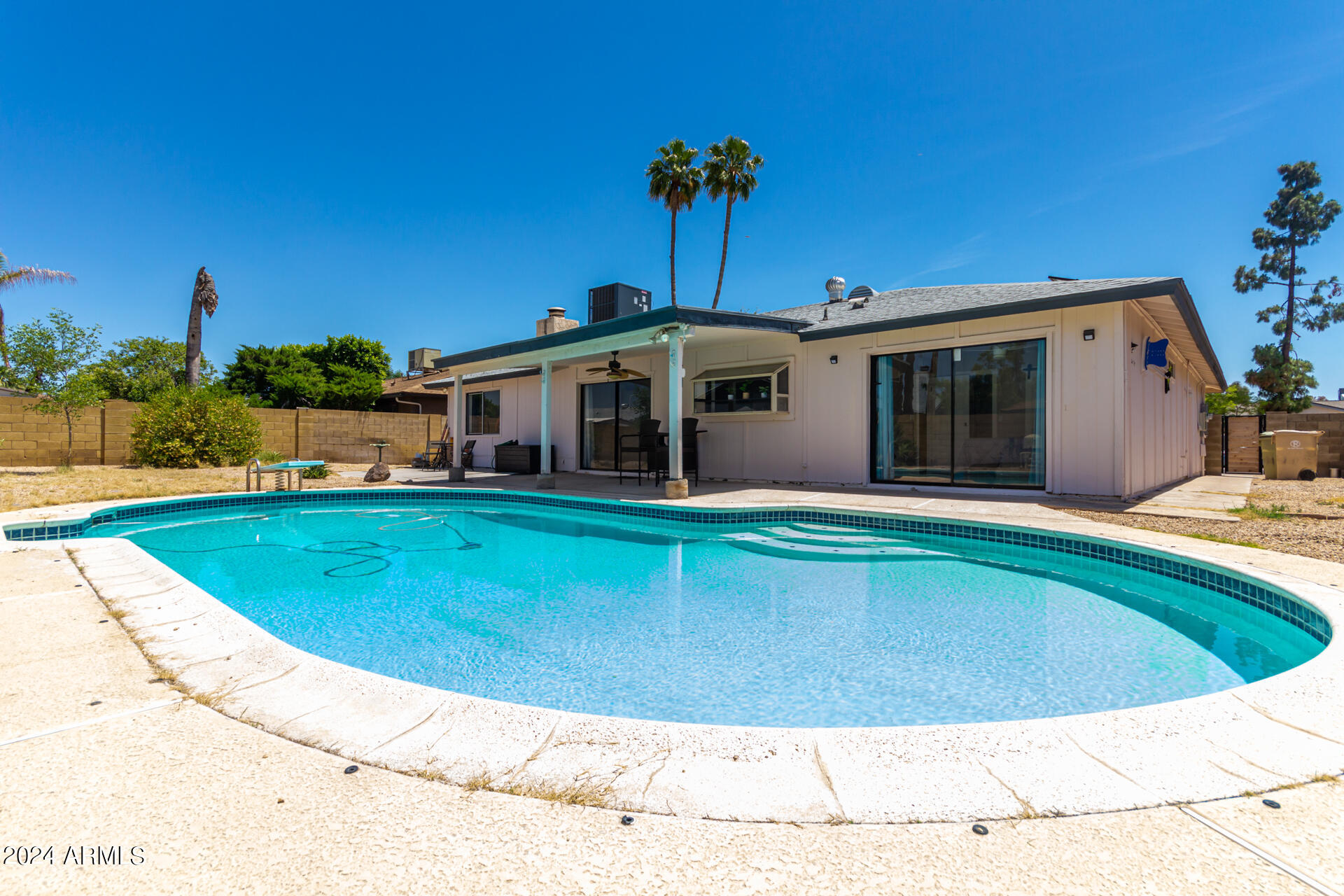 5210 W LAS PALMARITAS Drive