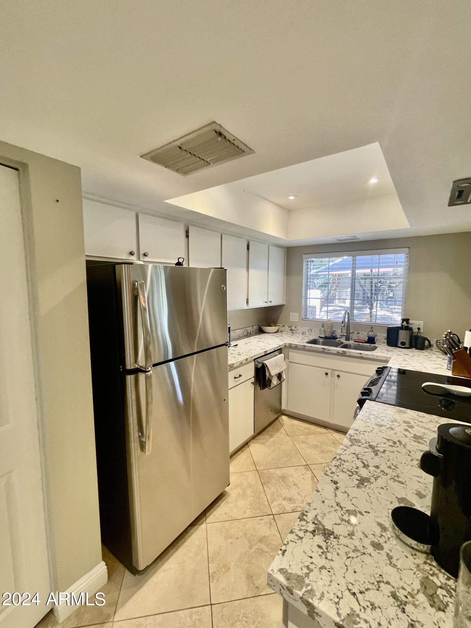 2232 W LINDNER Avenue # 15