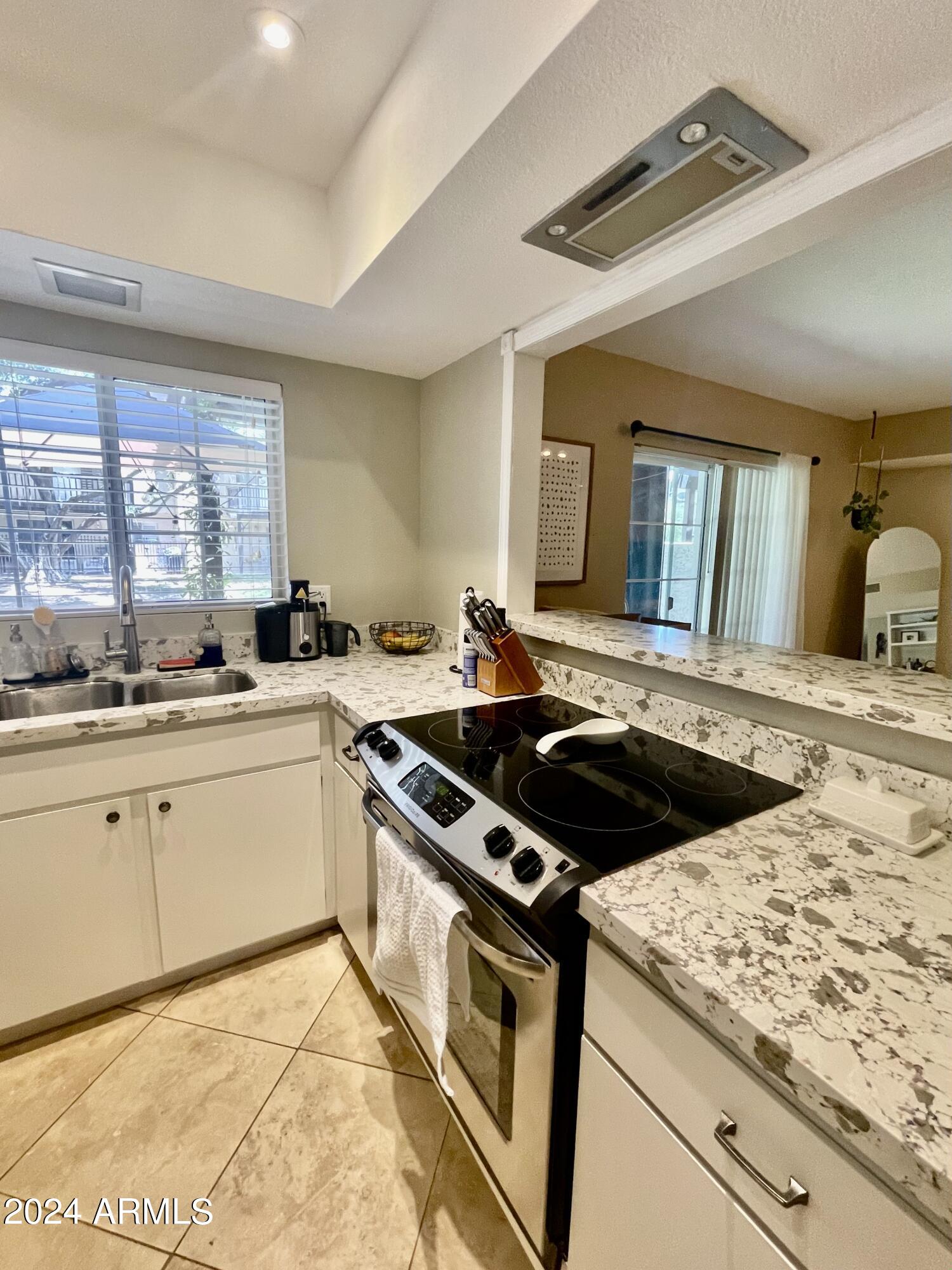 2232 W LINDNER Avenue # 15