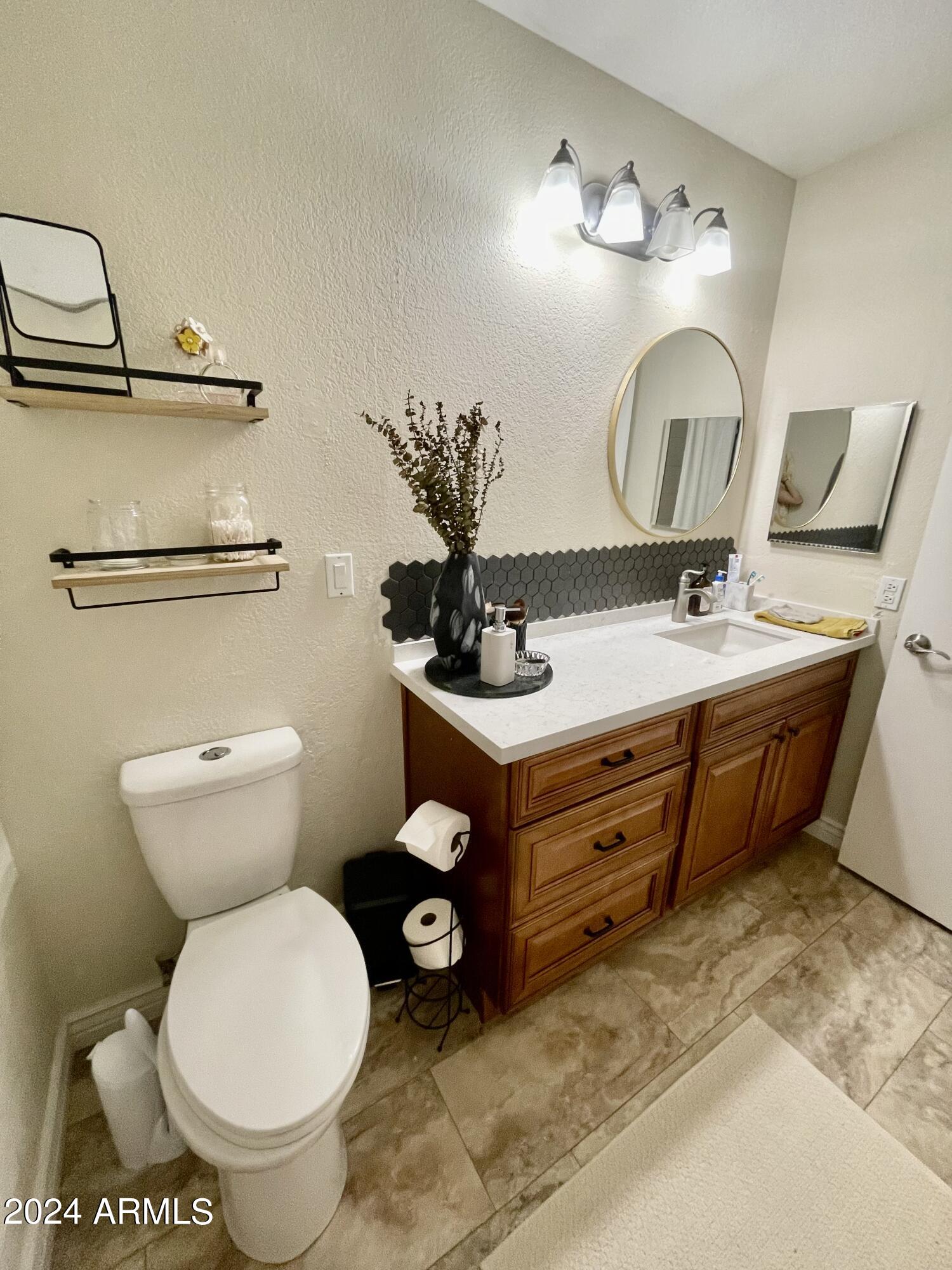 2232 W LINDNER Avenue # 15