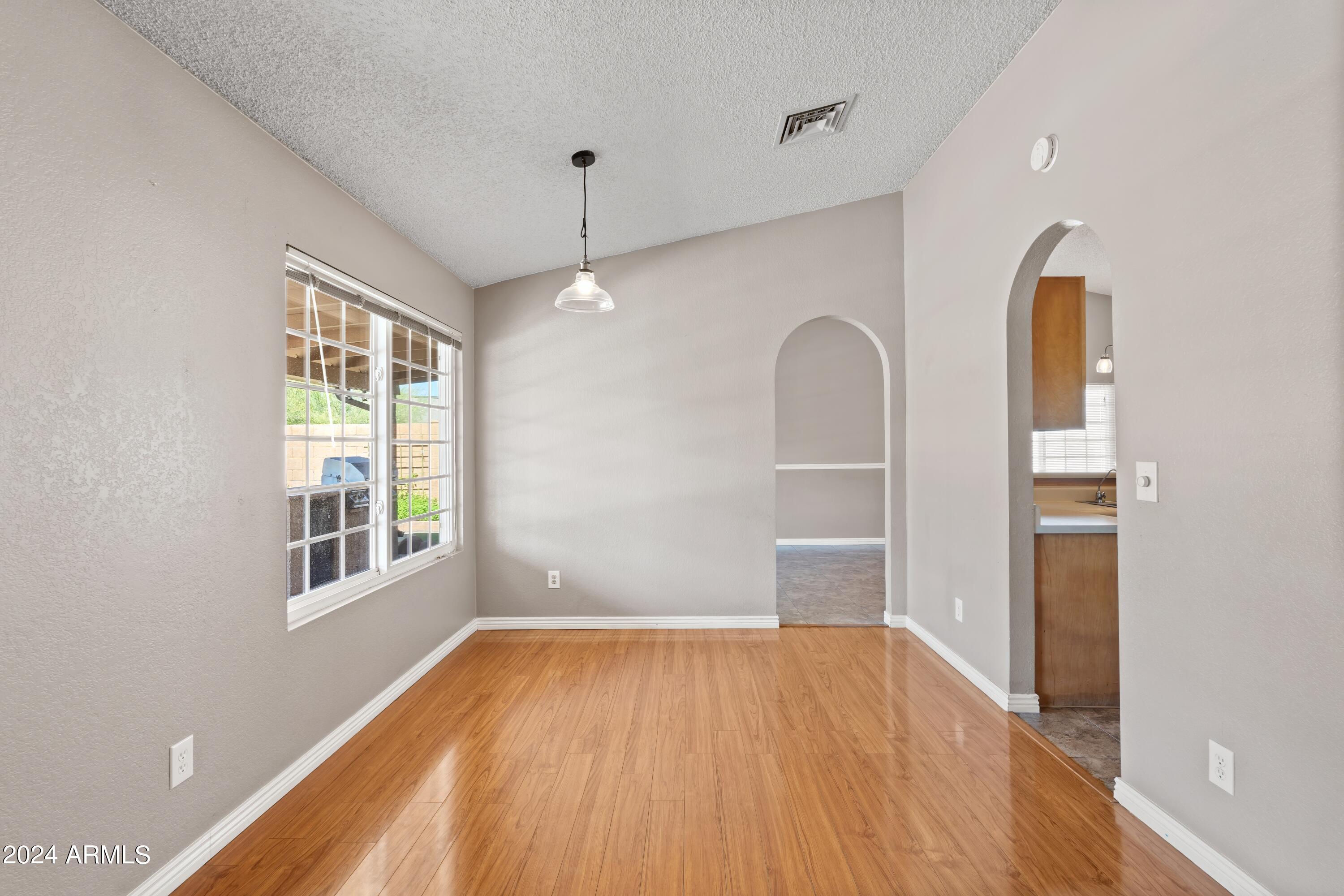 4002 E WESCOTT Drive