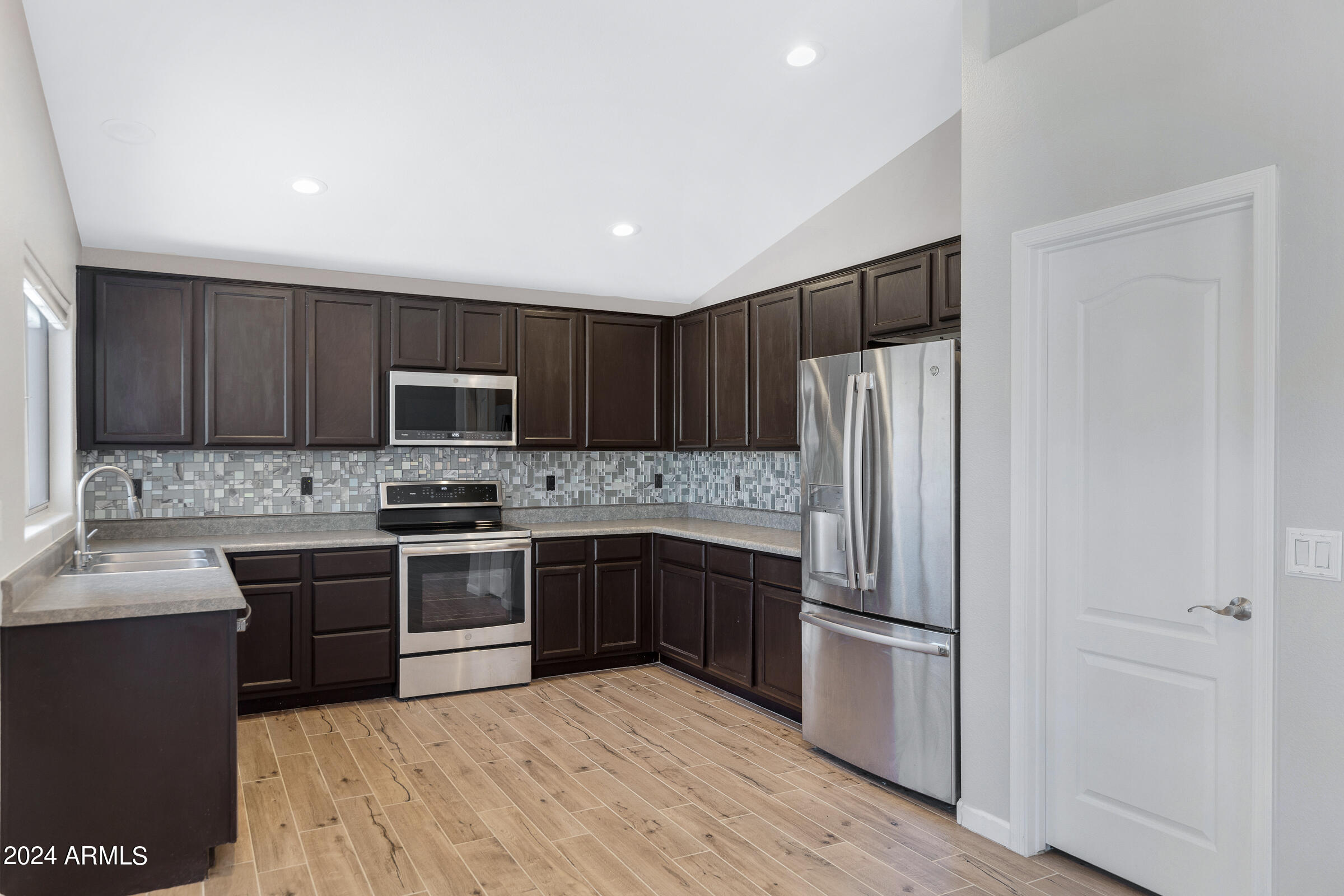 2851 S Wildrose Street