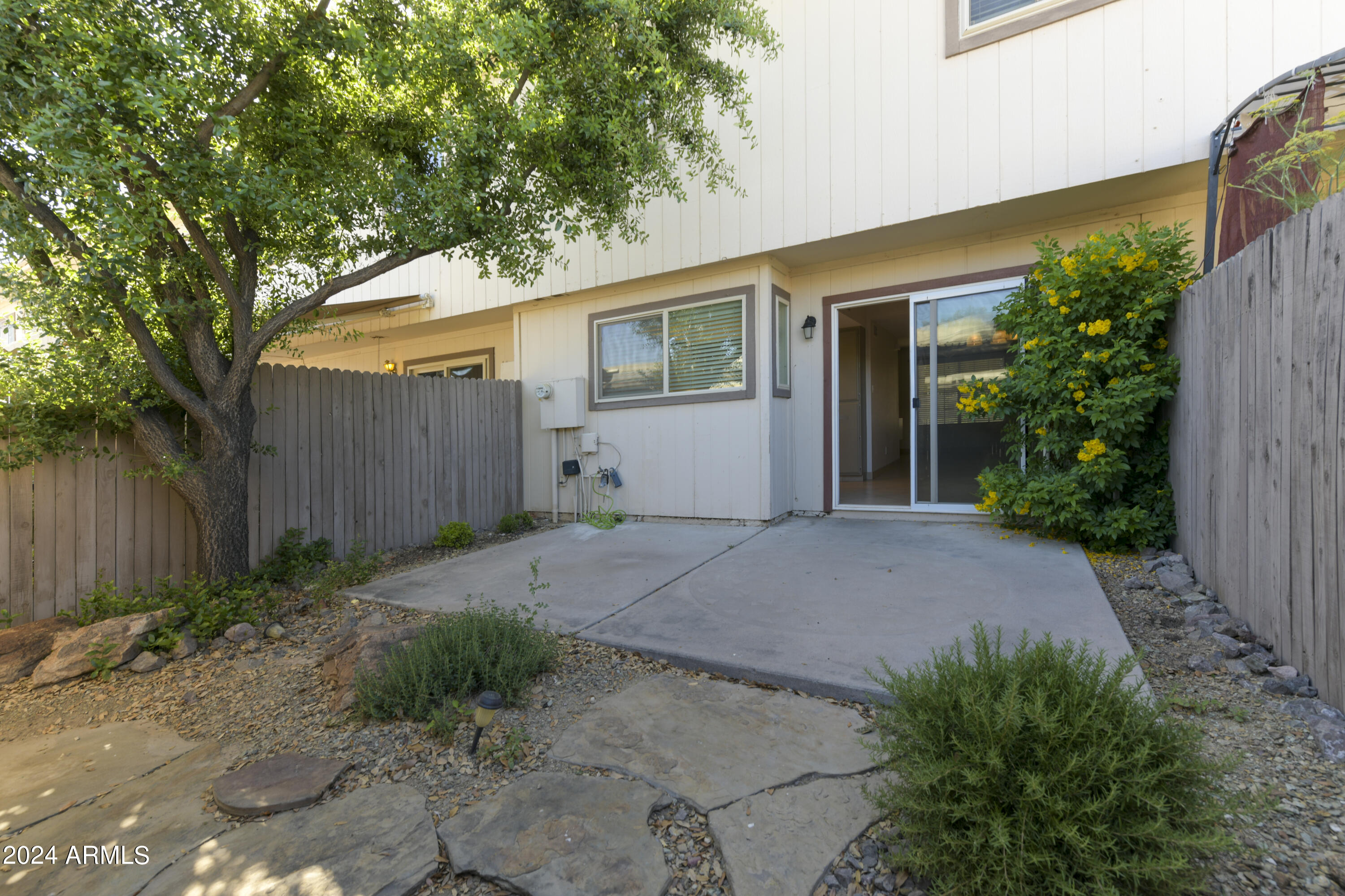 1012 E BENDIX Drive