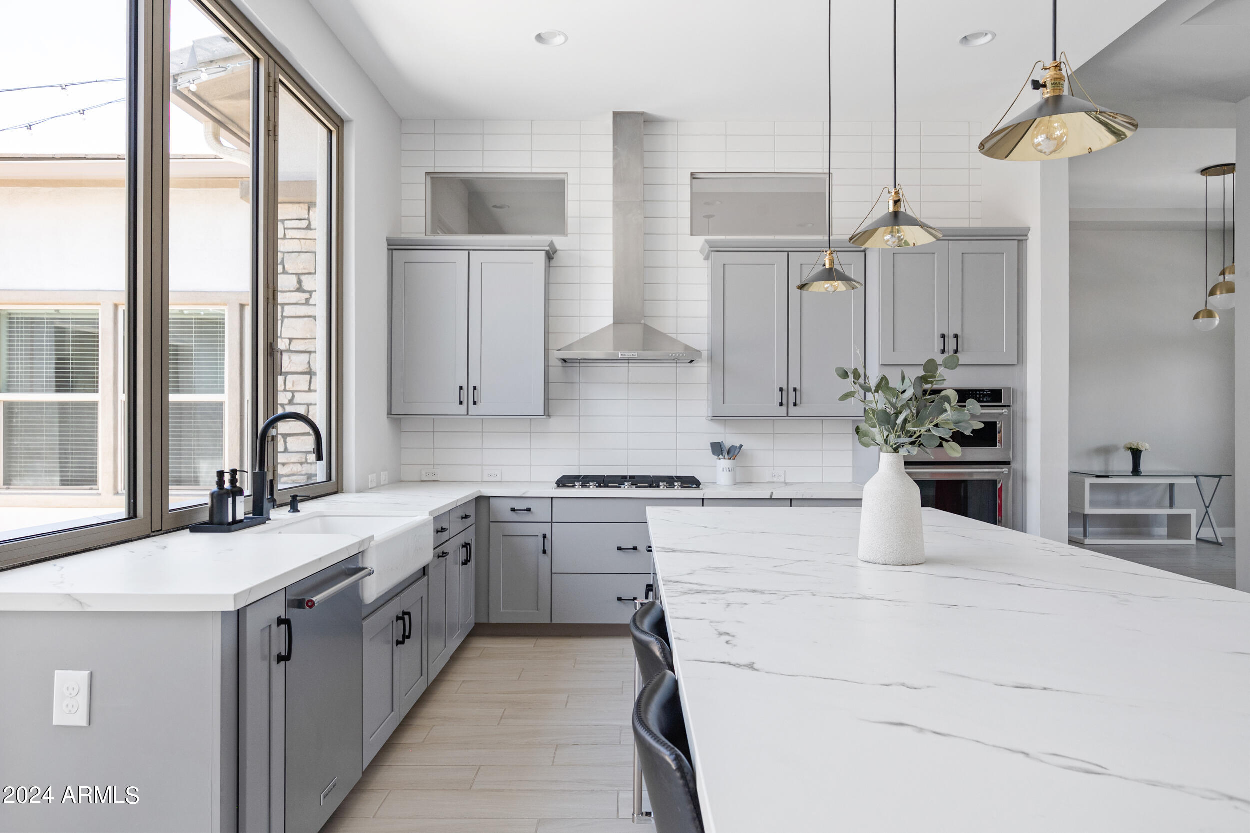 3691 E AQUARIUS Place