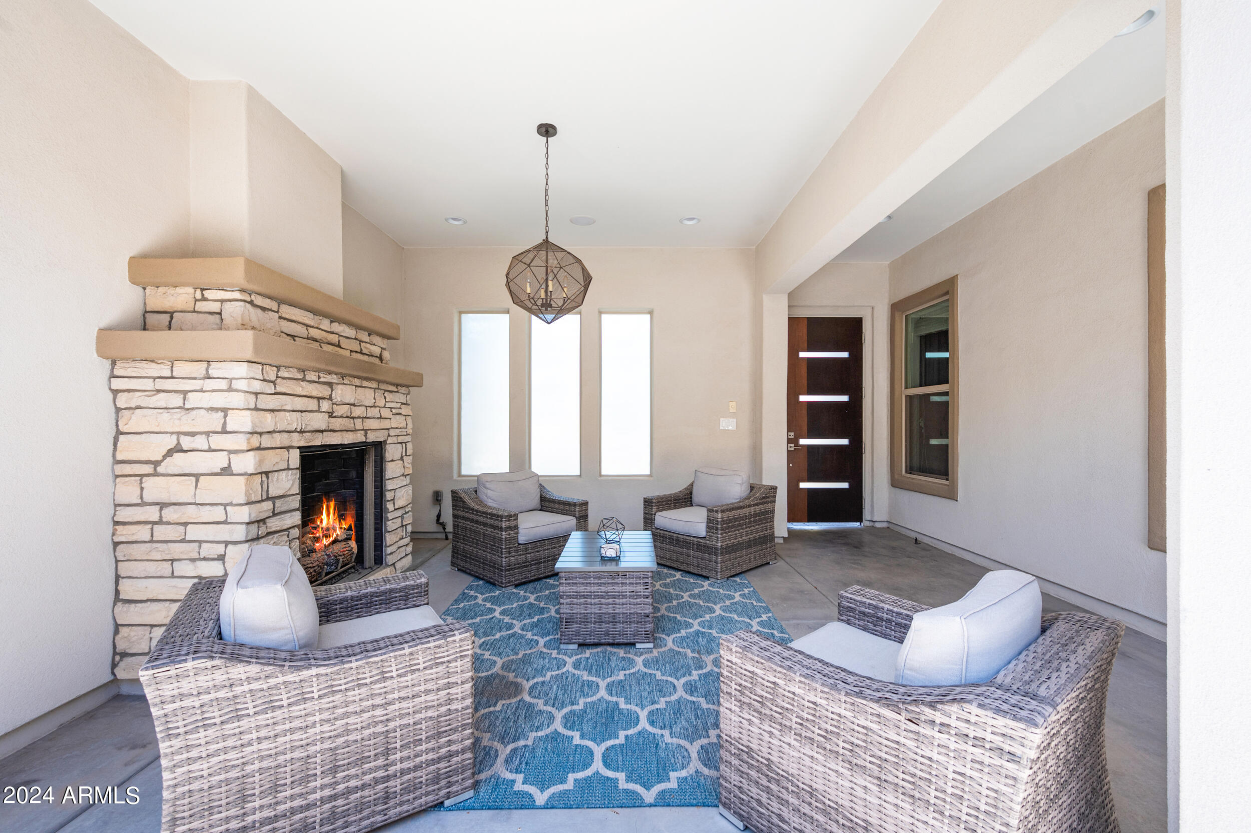 3691 E AQUARIUS Place