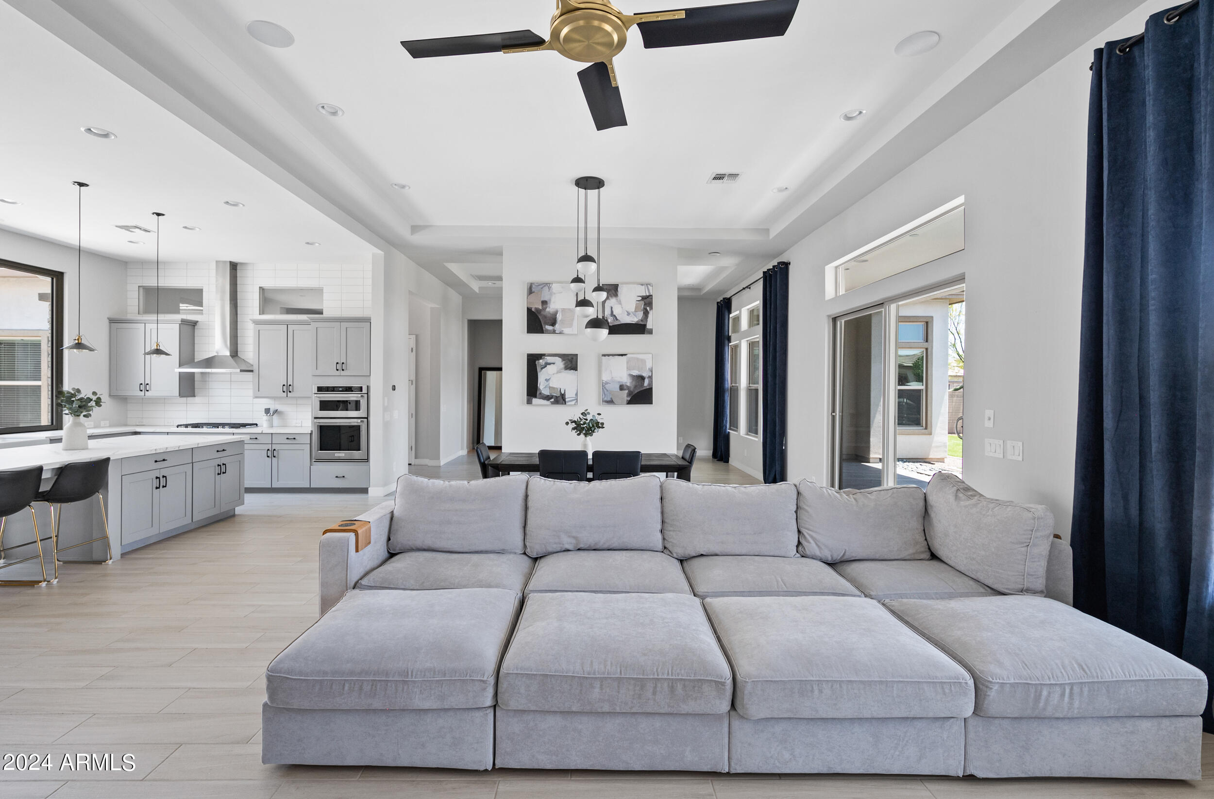 3691 E AQUARIUS Place