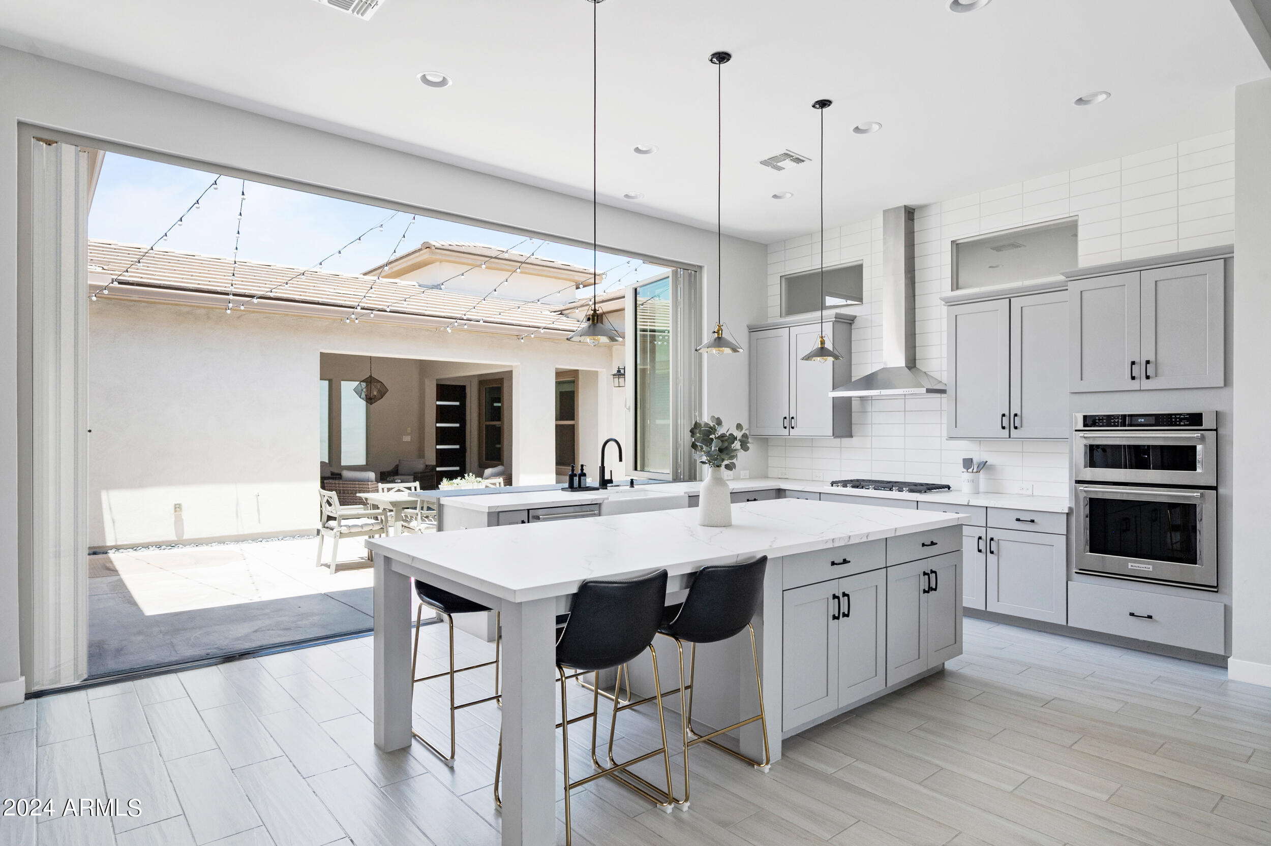 3691 E AQUARIUS Place