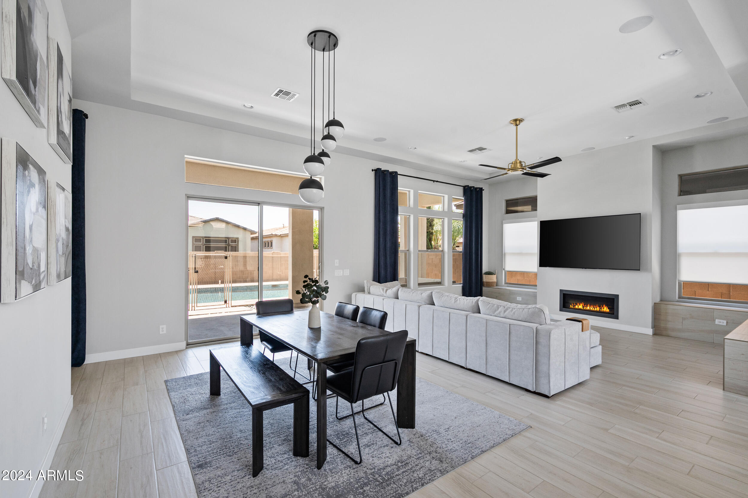 3691 E AQUARIUS Place