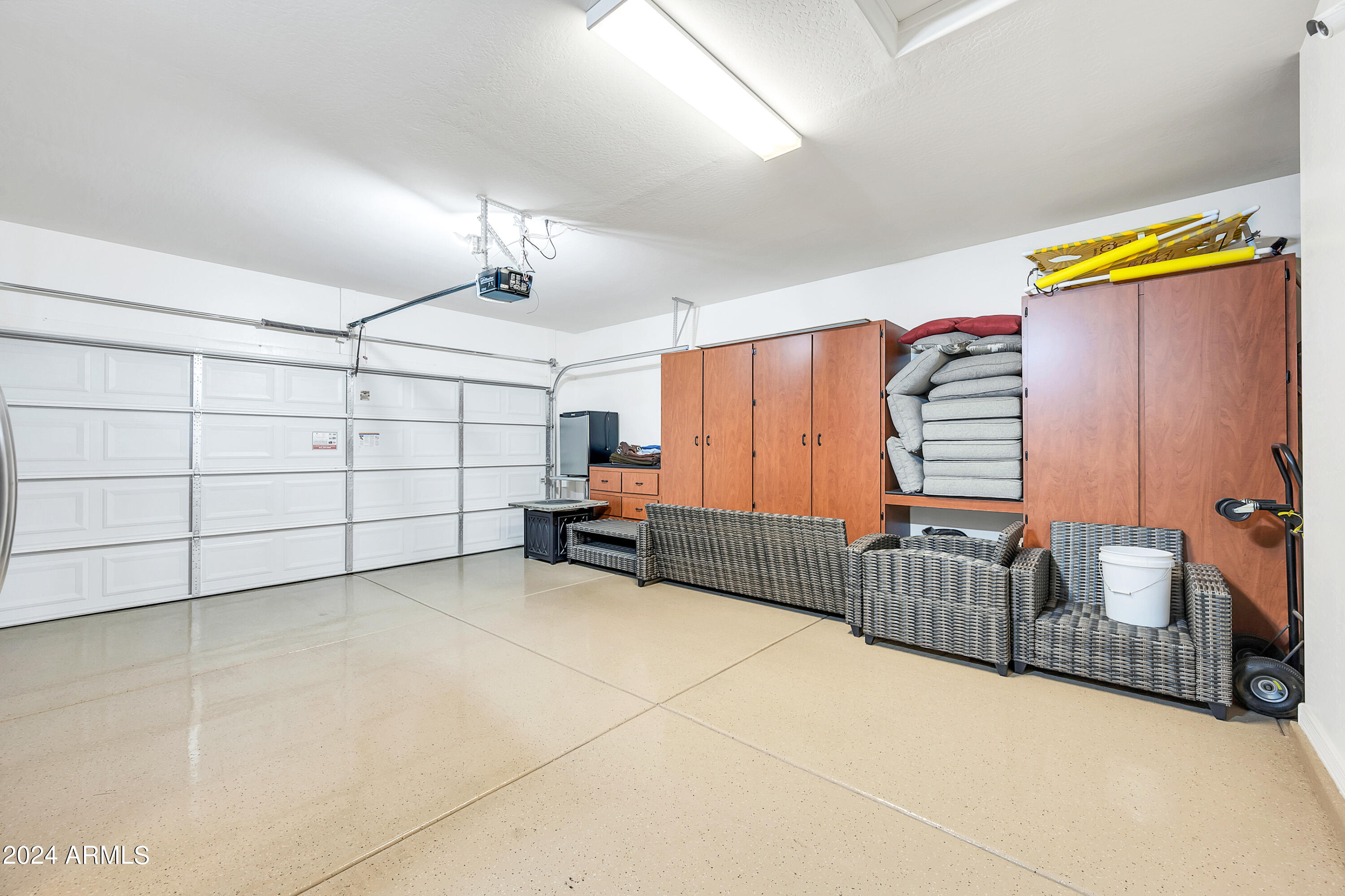 765 E PASTURE CANYON Drive