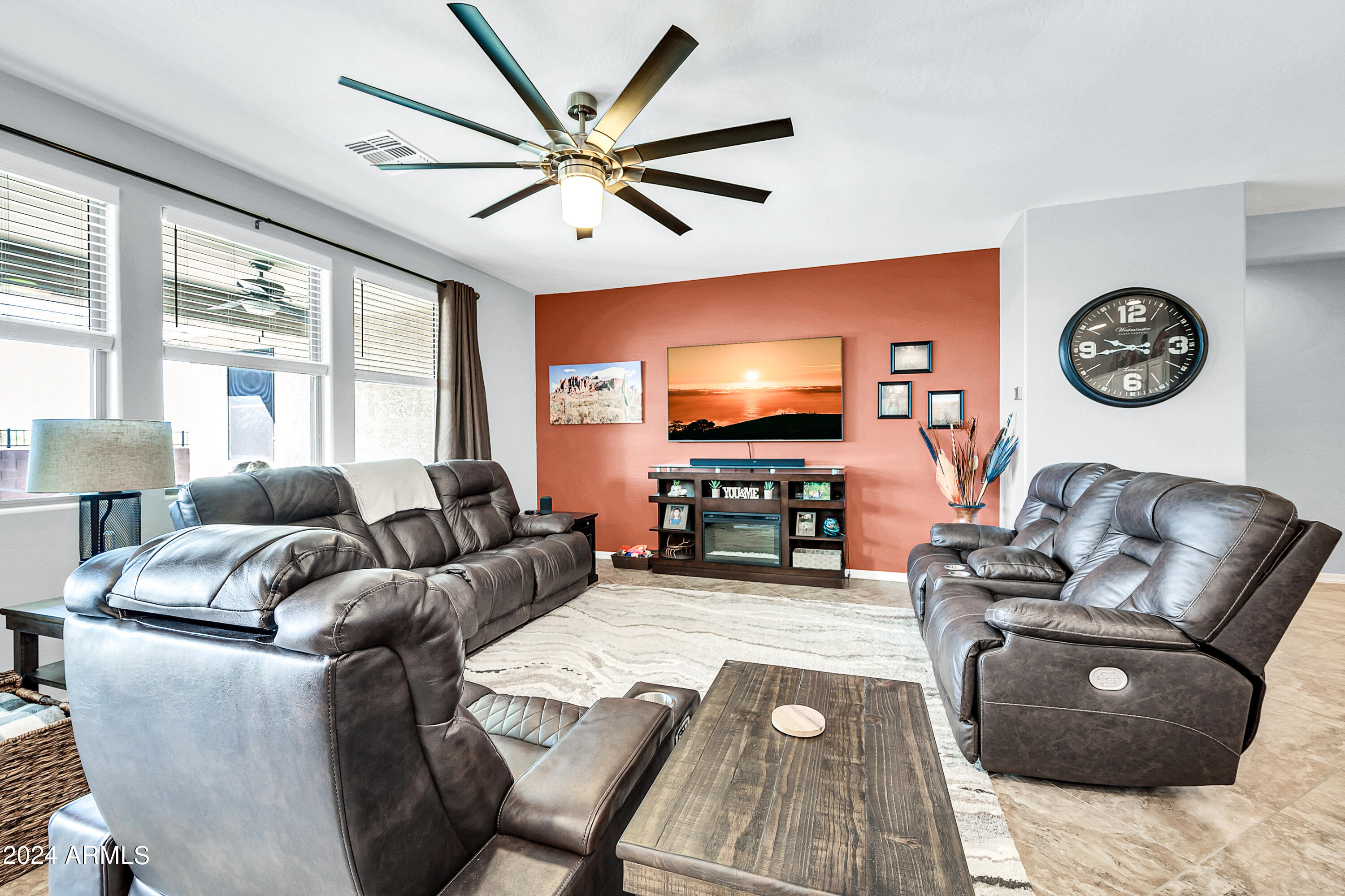 765 E PASTURE CANYON Drive