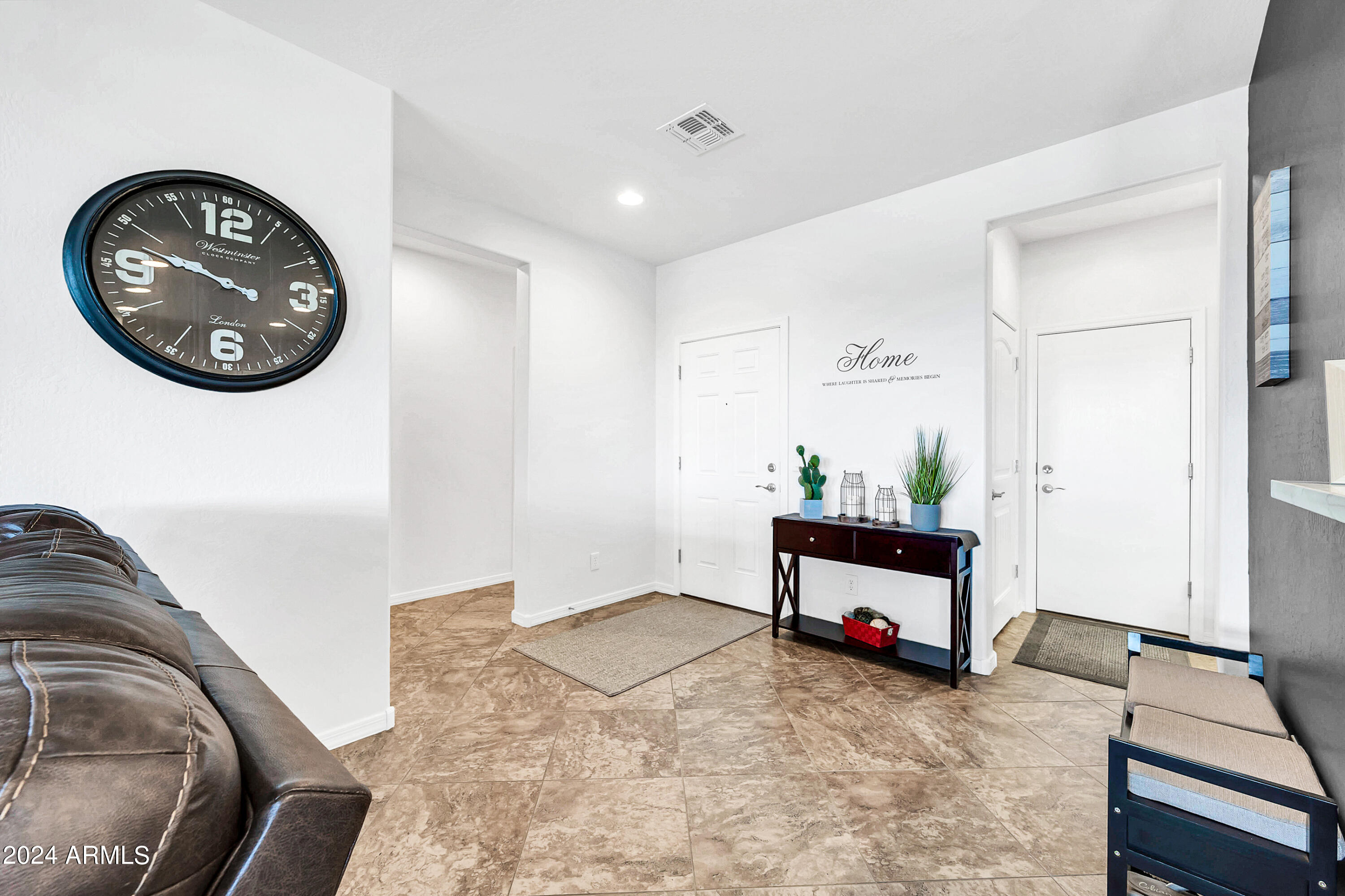 765 E PASTURE CANYON Drive