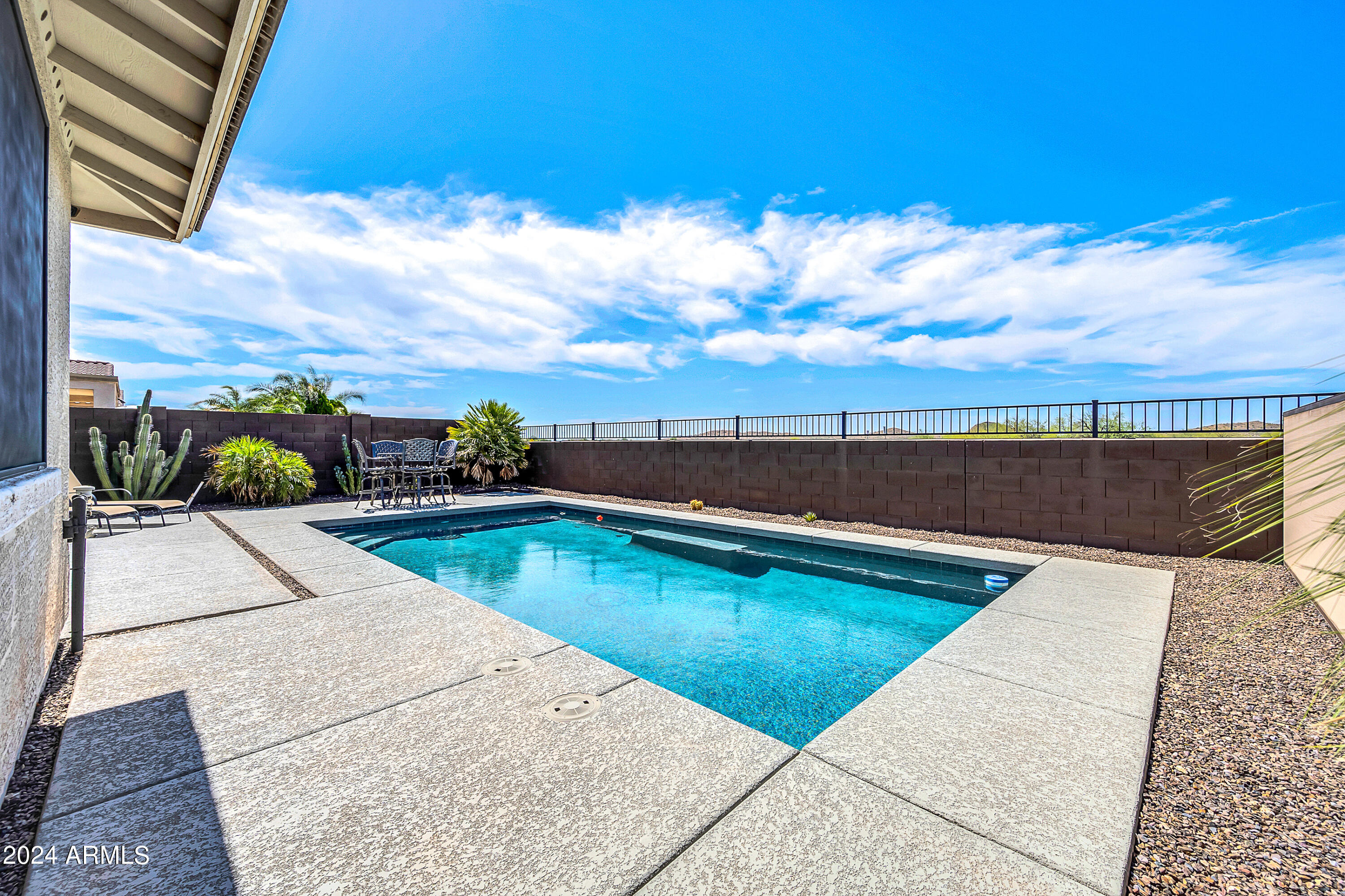 765 E PASTURE CANYON Drive