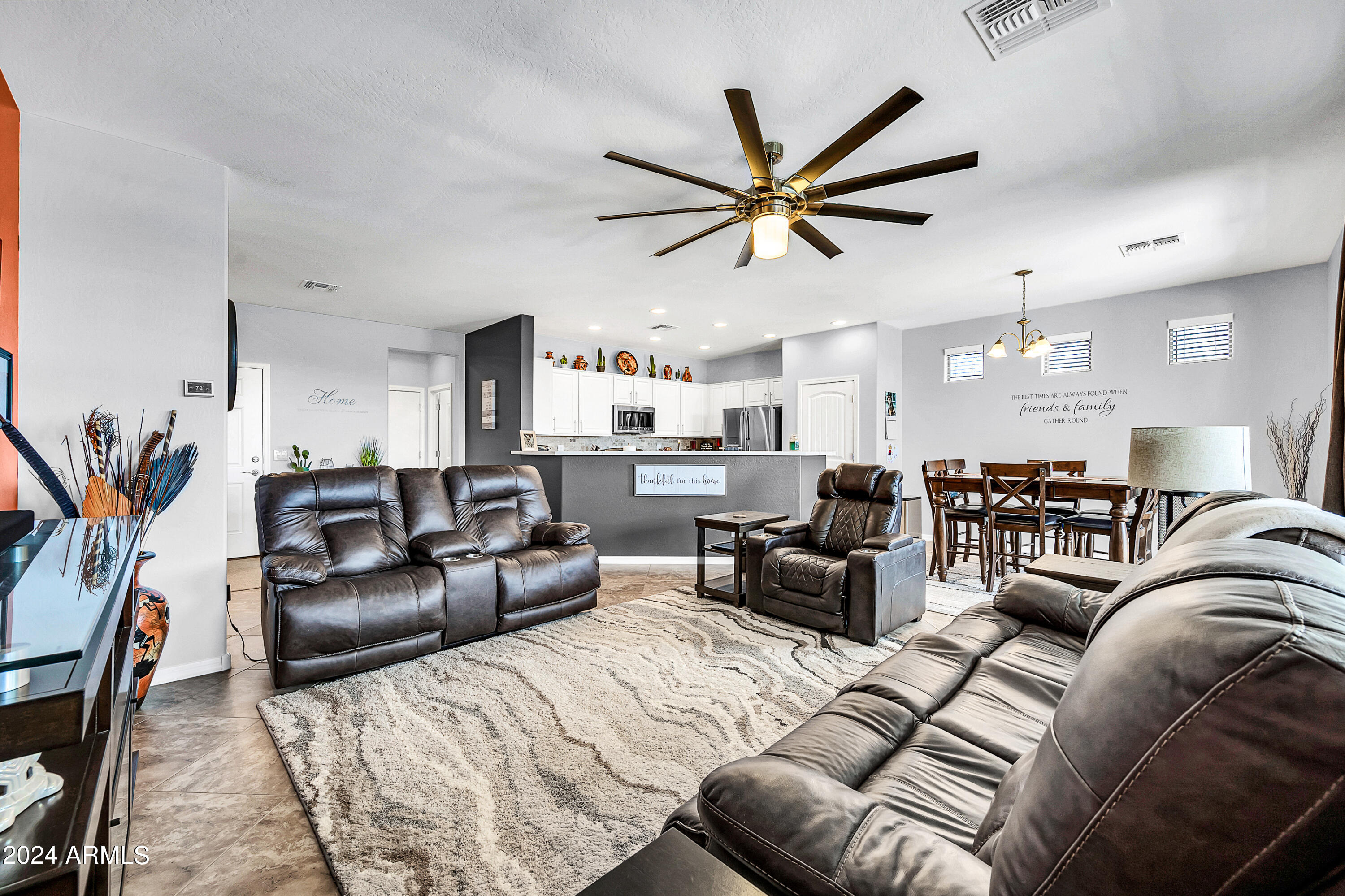 765 E PASTURE CANYON Drive