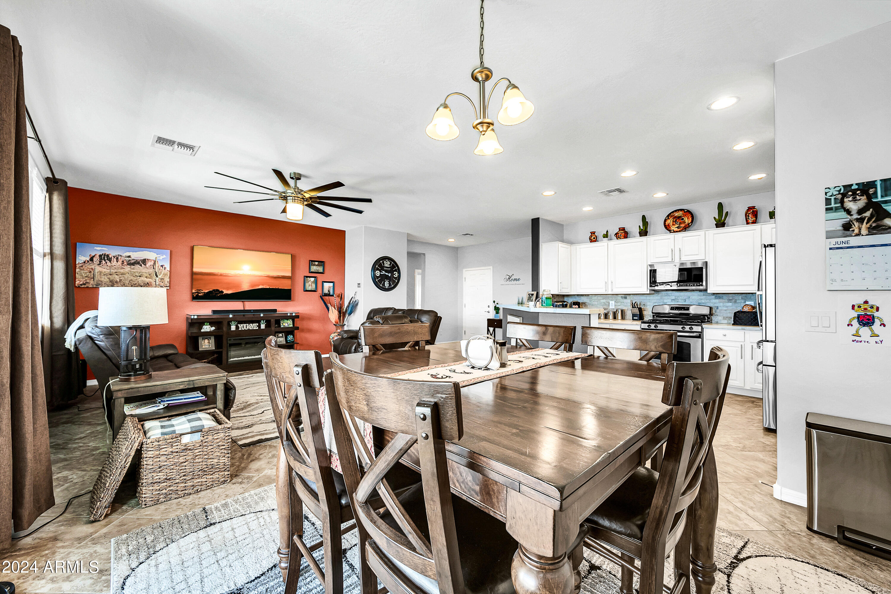 765 E PASTURE CANYON Drive