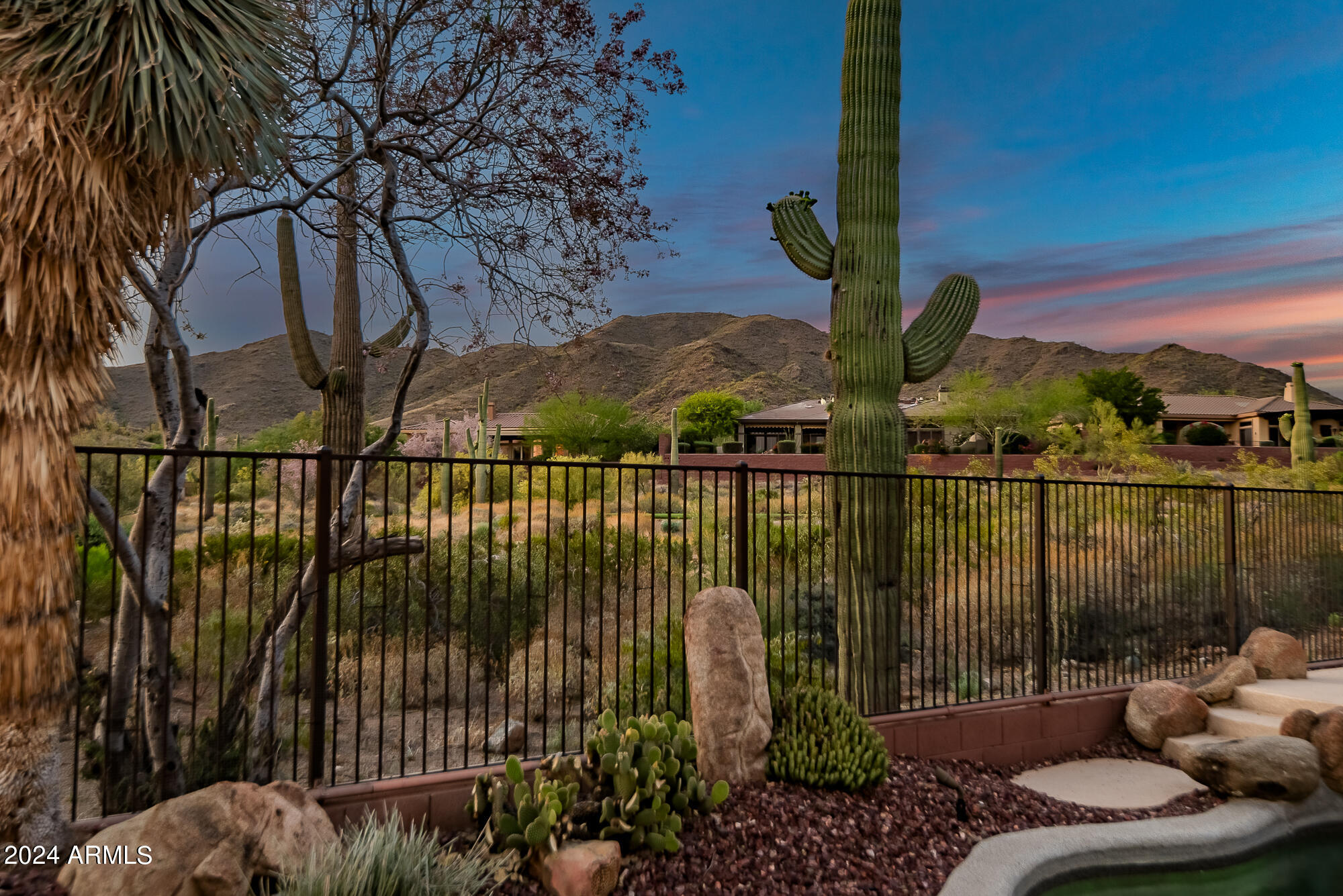 2254 W HAZELHURST Drive