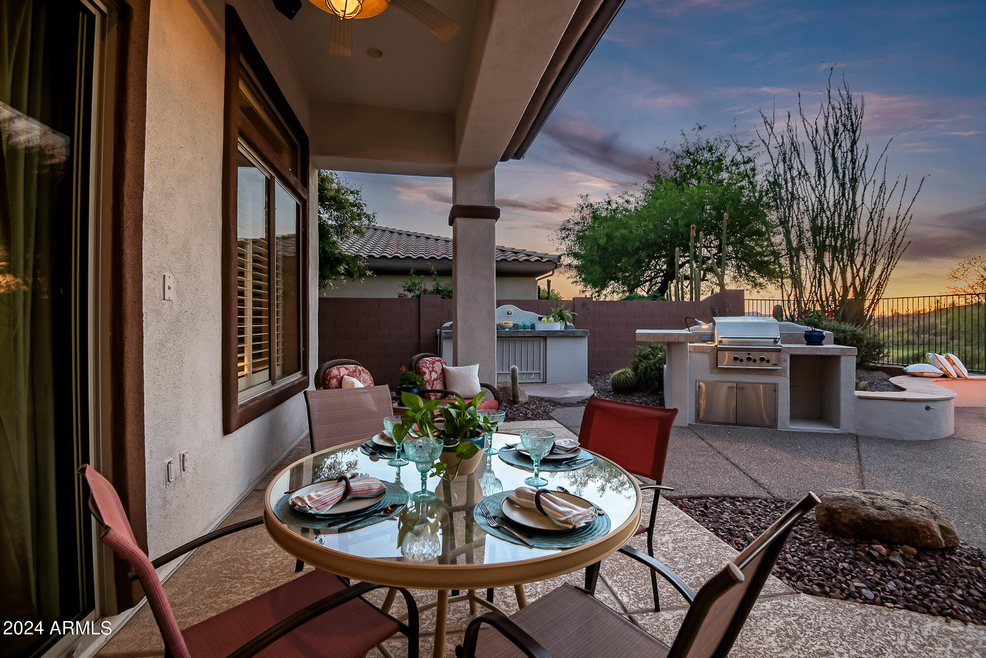 2254 W HAZELHURST Drive