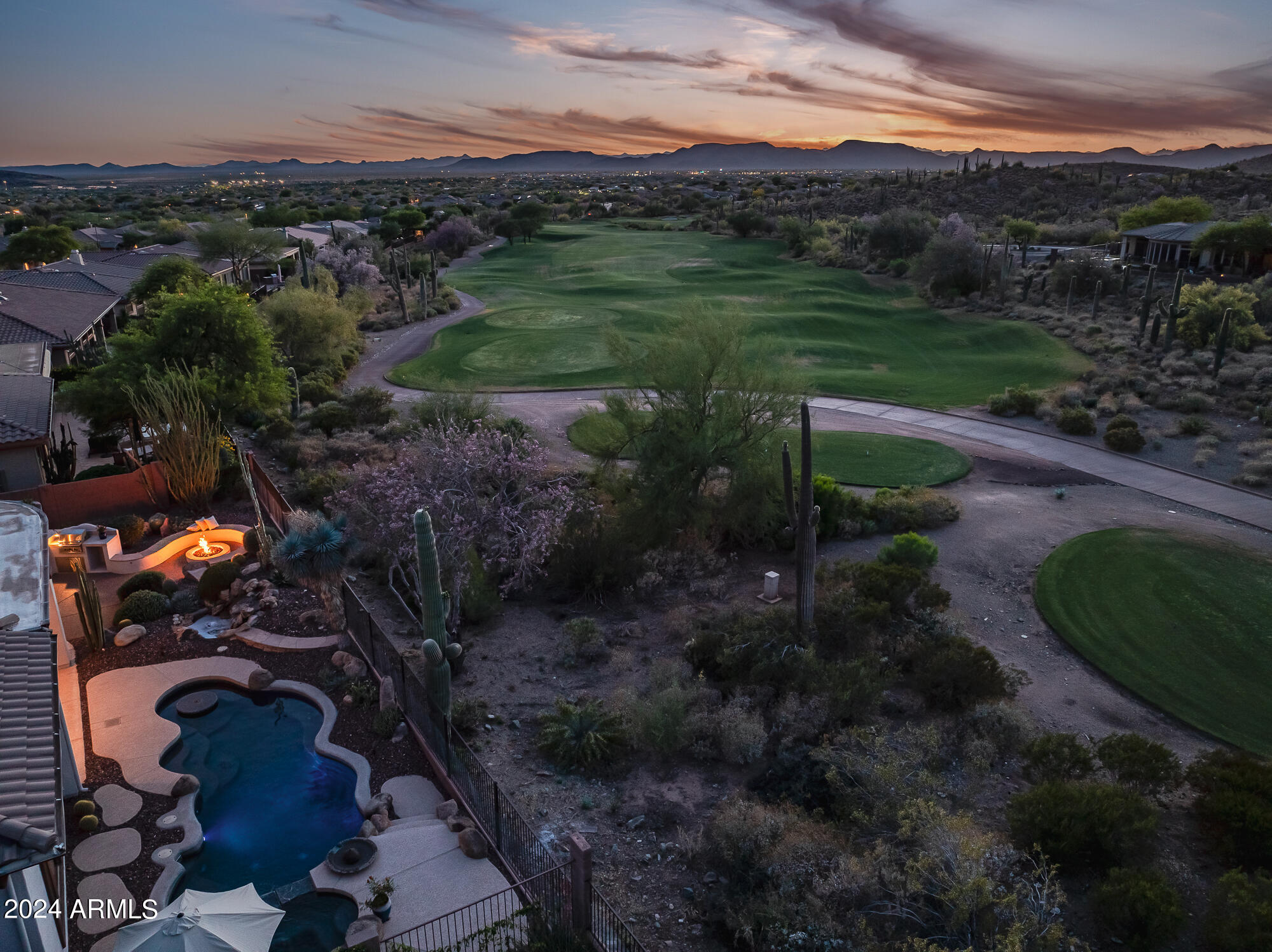 2254 W HAZELHURST Drive