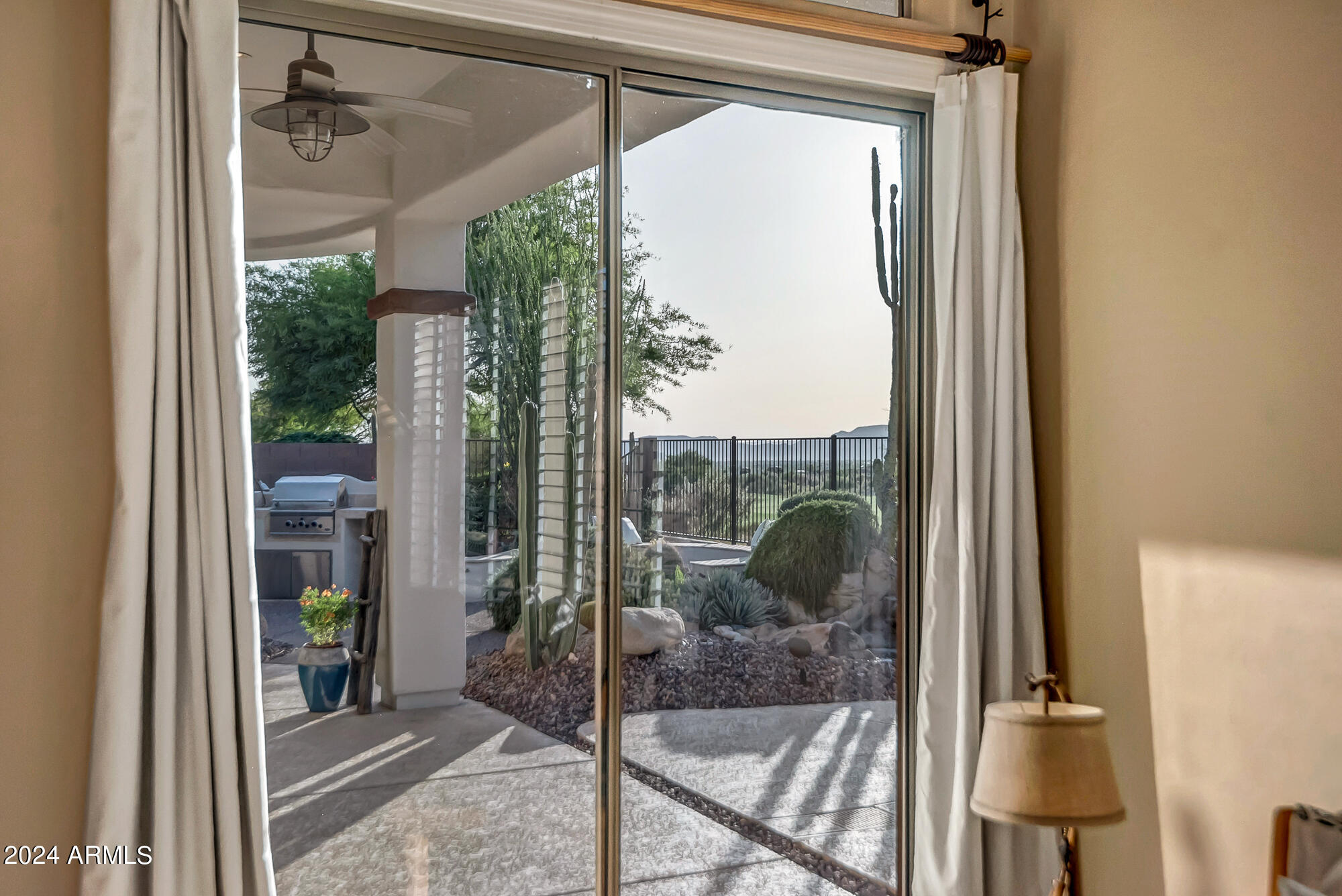 2254 W HAZELHURST Drive