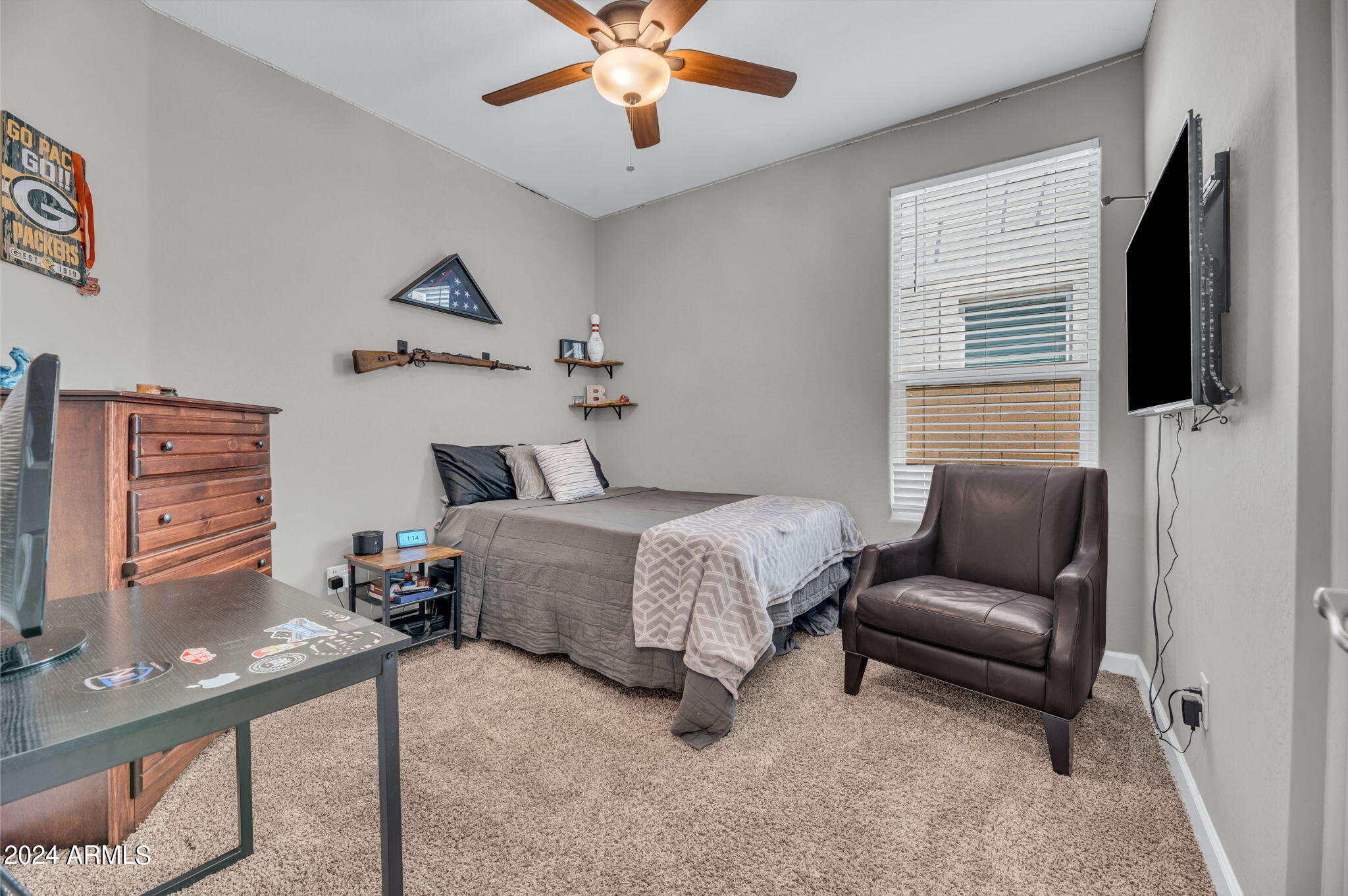 2025 E Charlotte Drive