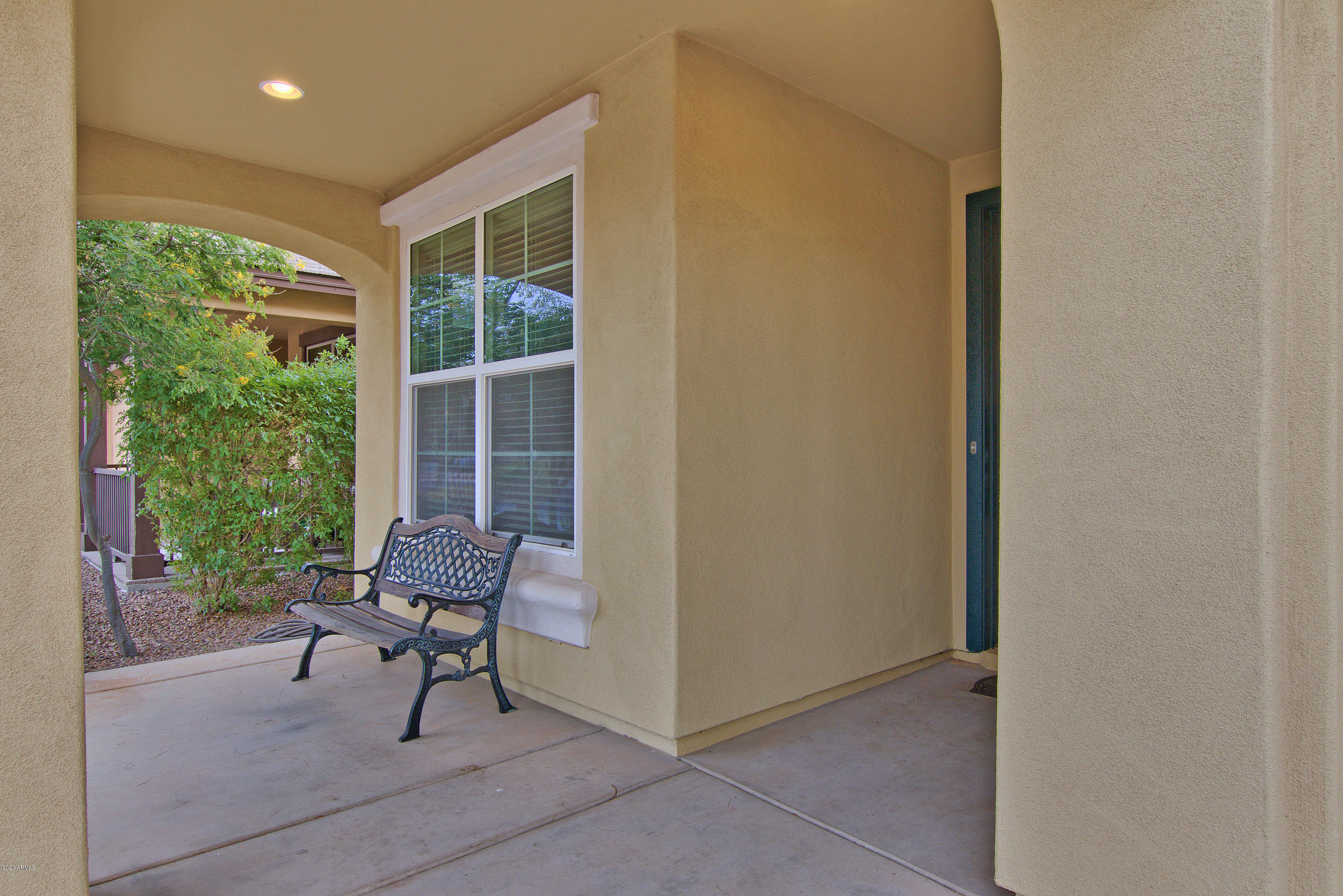 10217 E SABLE Avenue