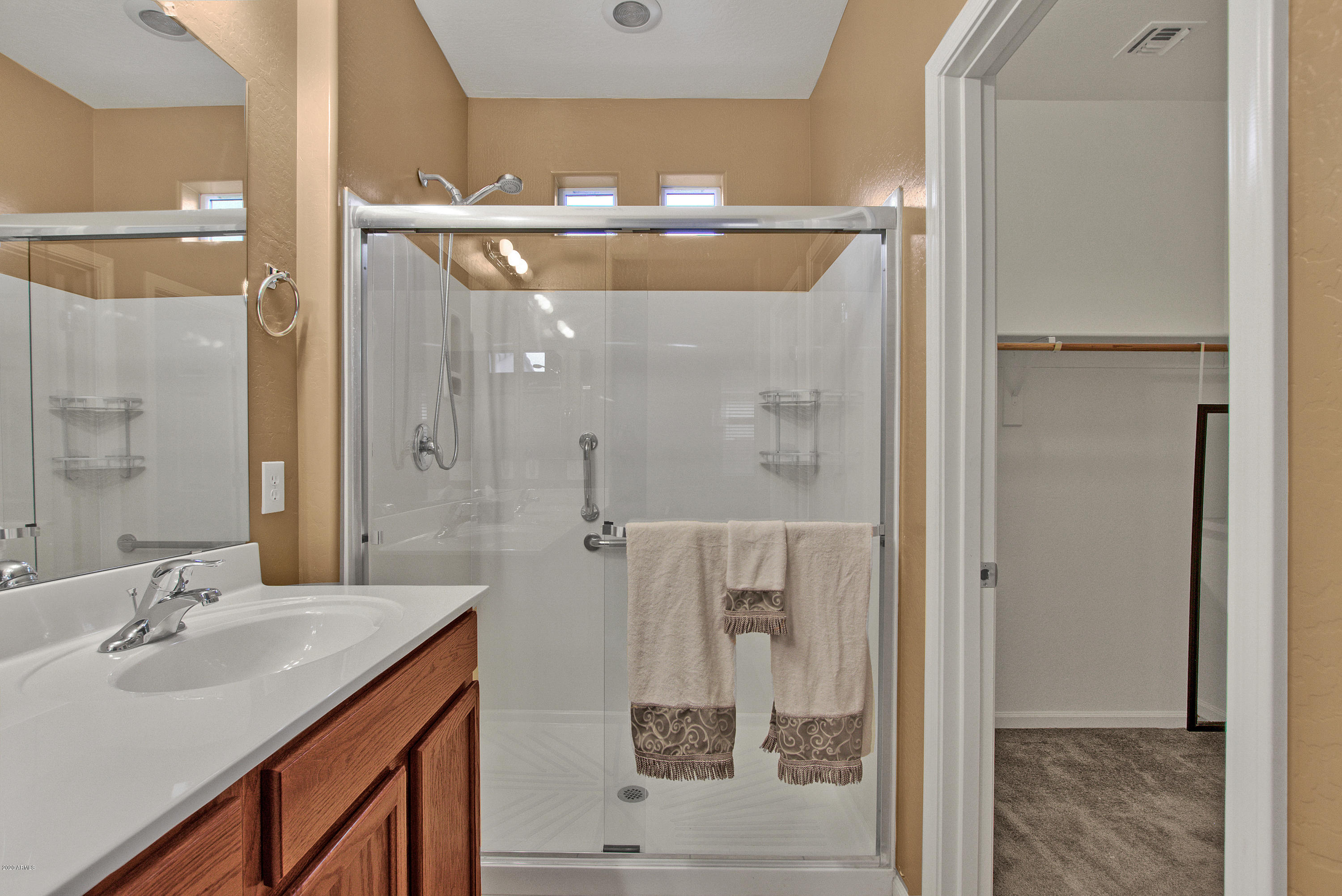 10217 E SABLE Avenue