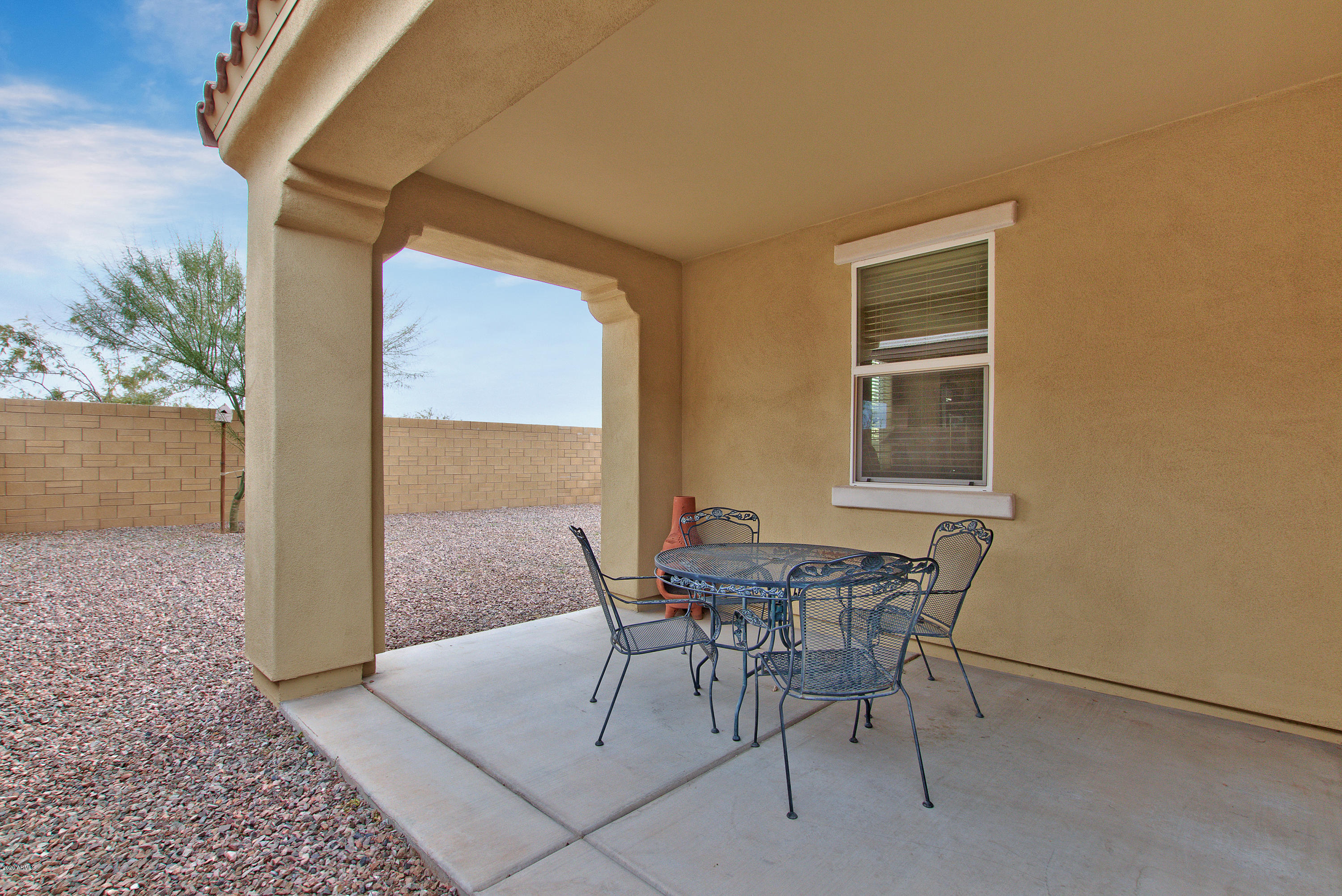 10217 E SABLE Avenue