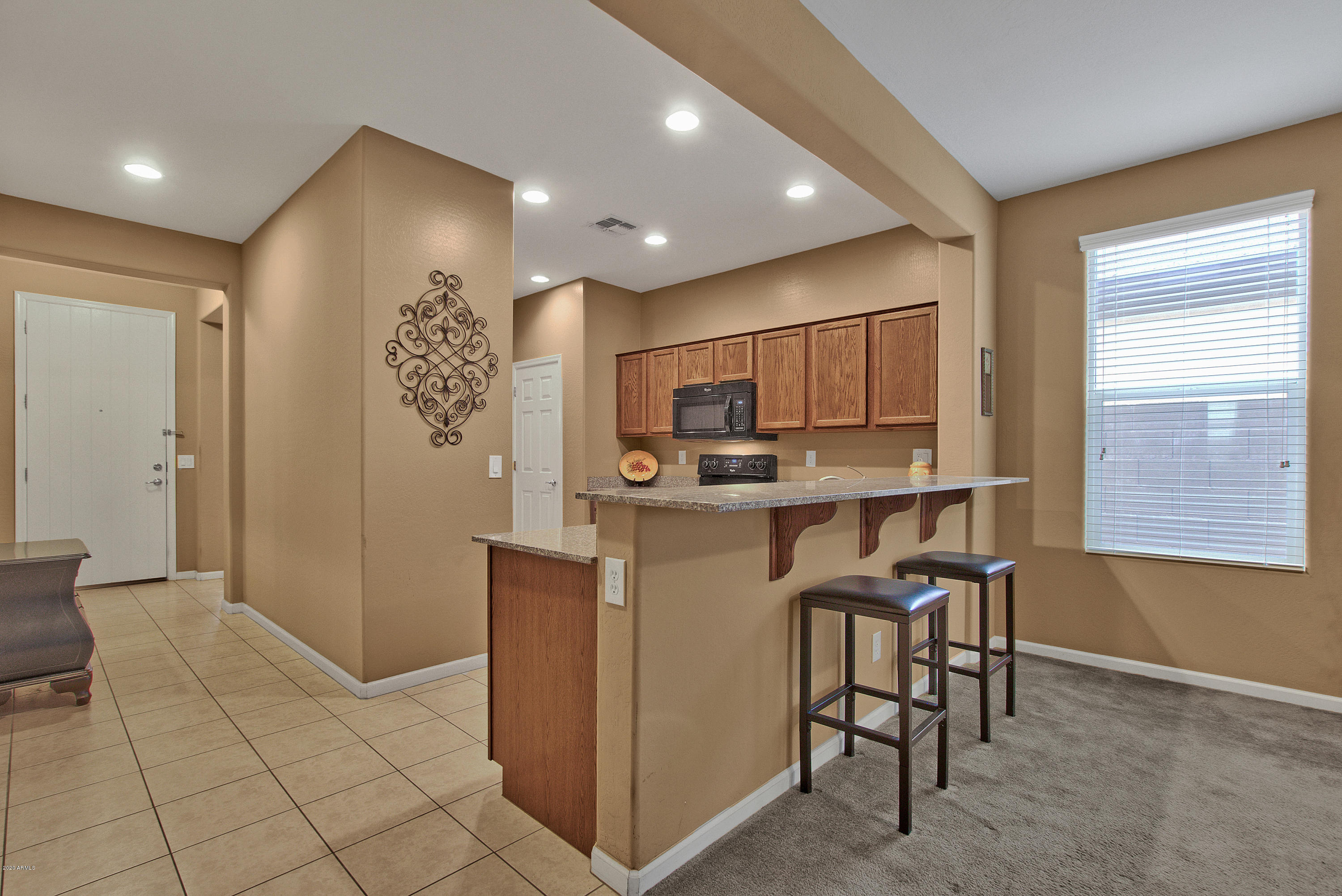 10217 E SABLE Avenue