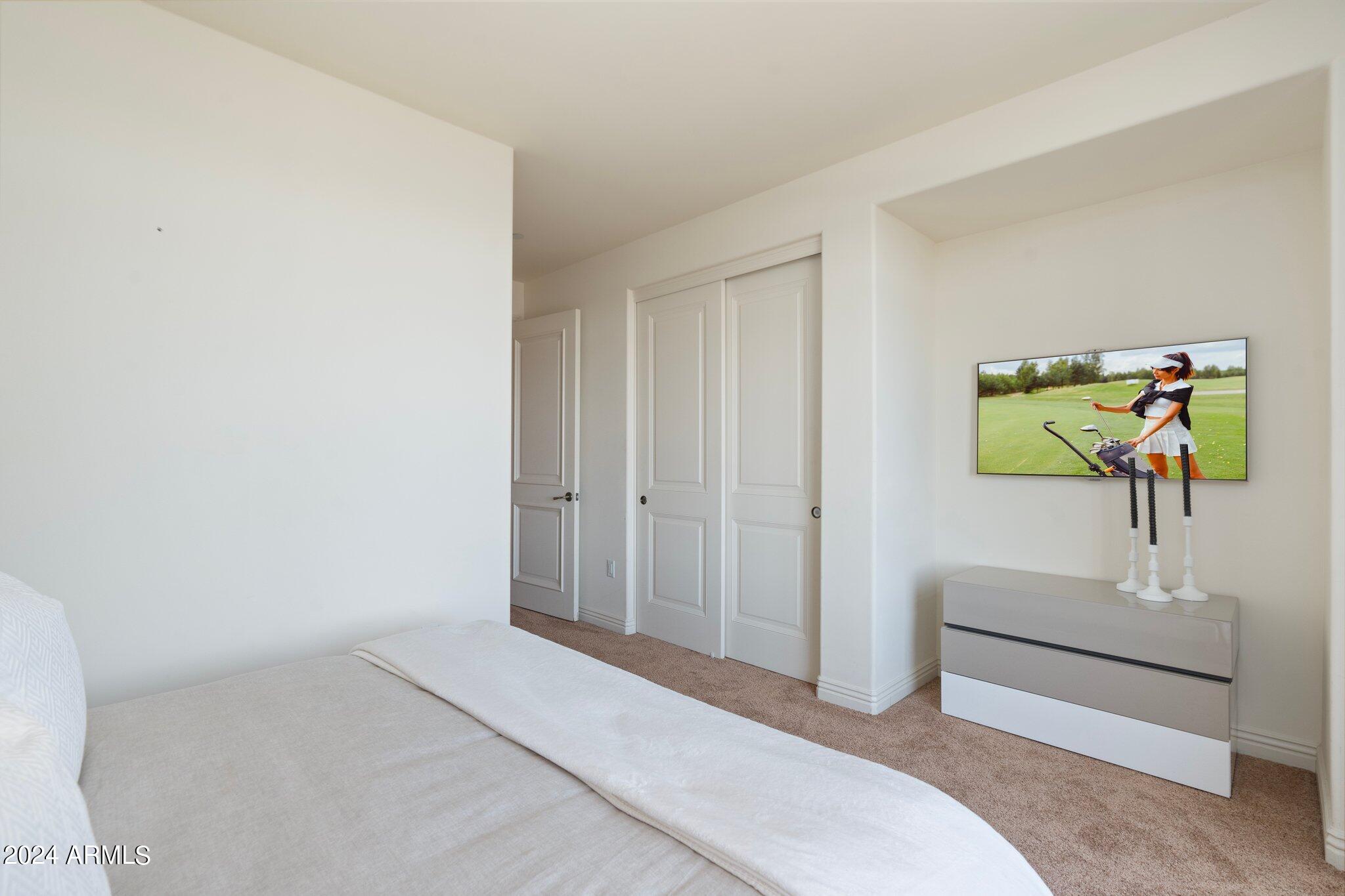 7175 E CAMELBACK Road, 907