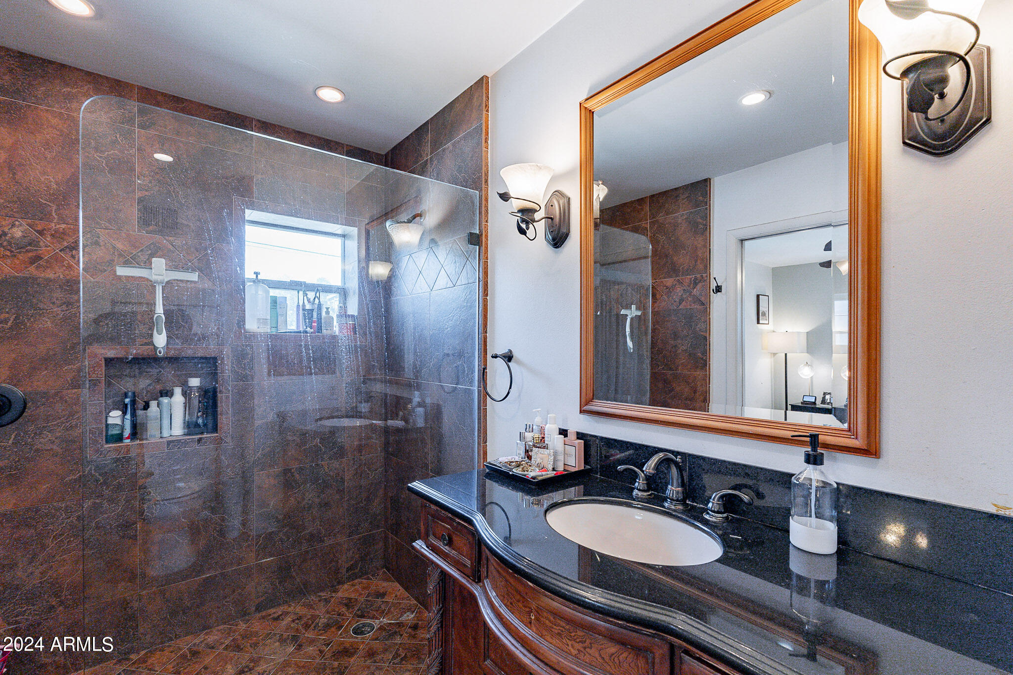 5435 E VIRGINIA Avenue