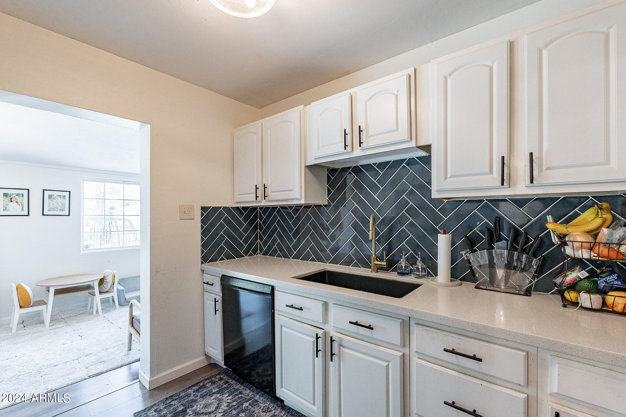 5435 E VIRGINIA Avenue