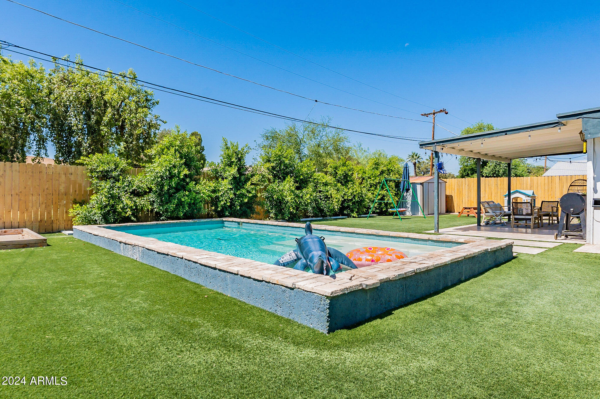 5435 E VIRGINIA Avenue