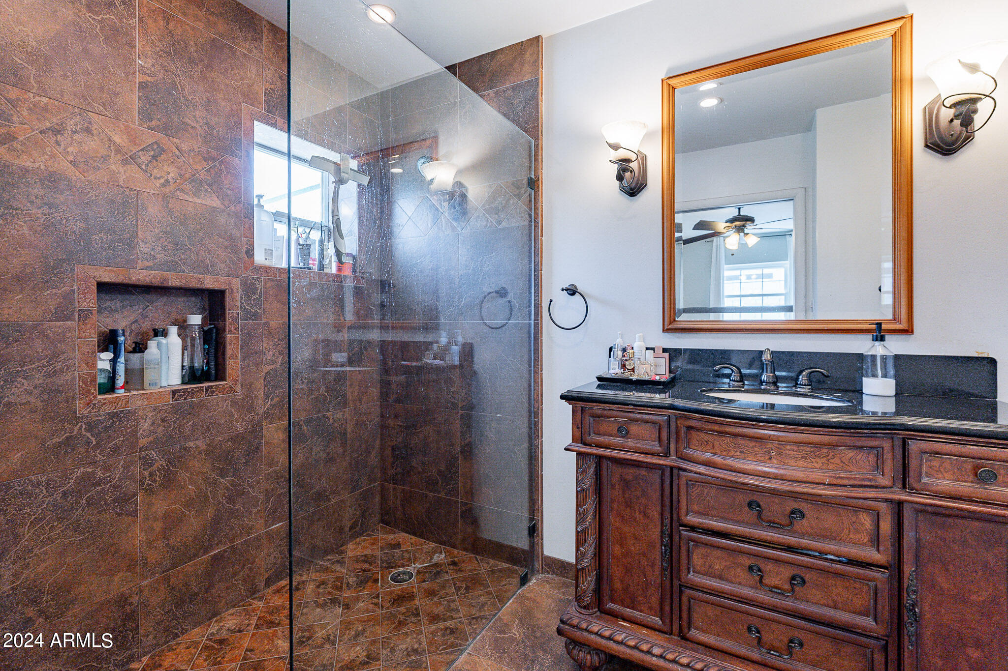 5435 E VIRGINIA Avenue