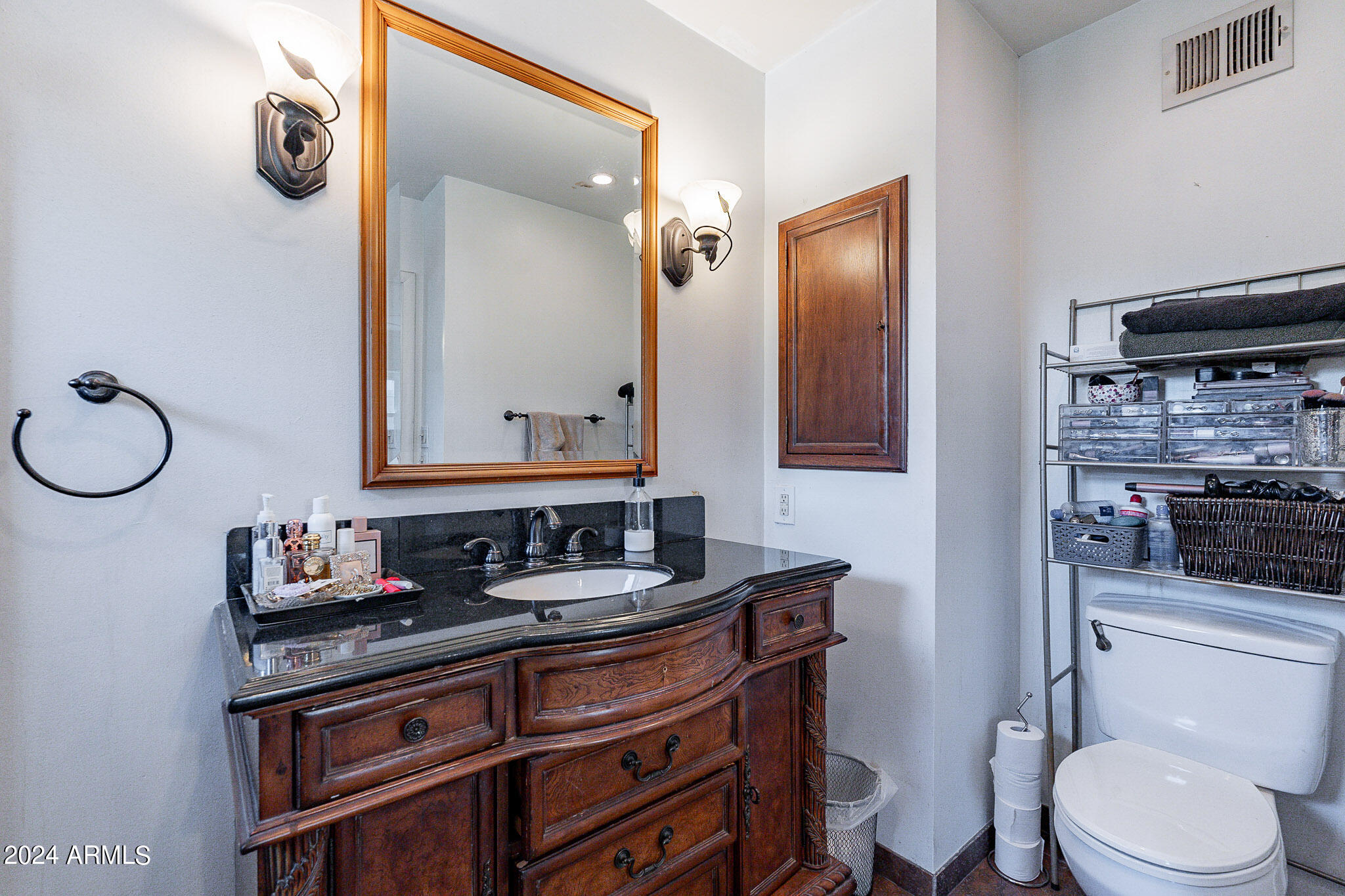 5435 E VIRGINIA Avenue