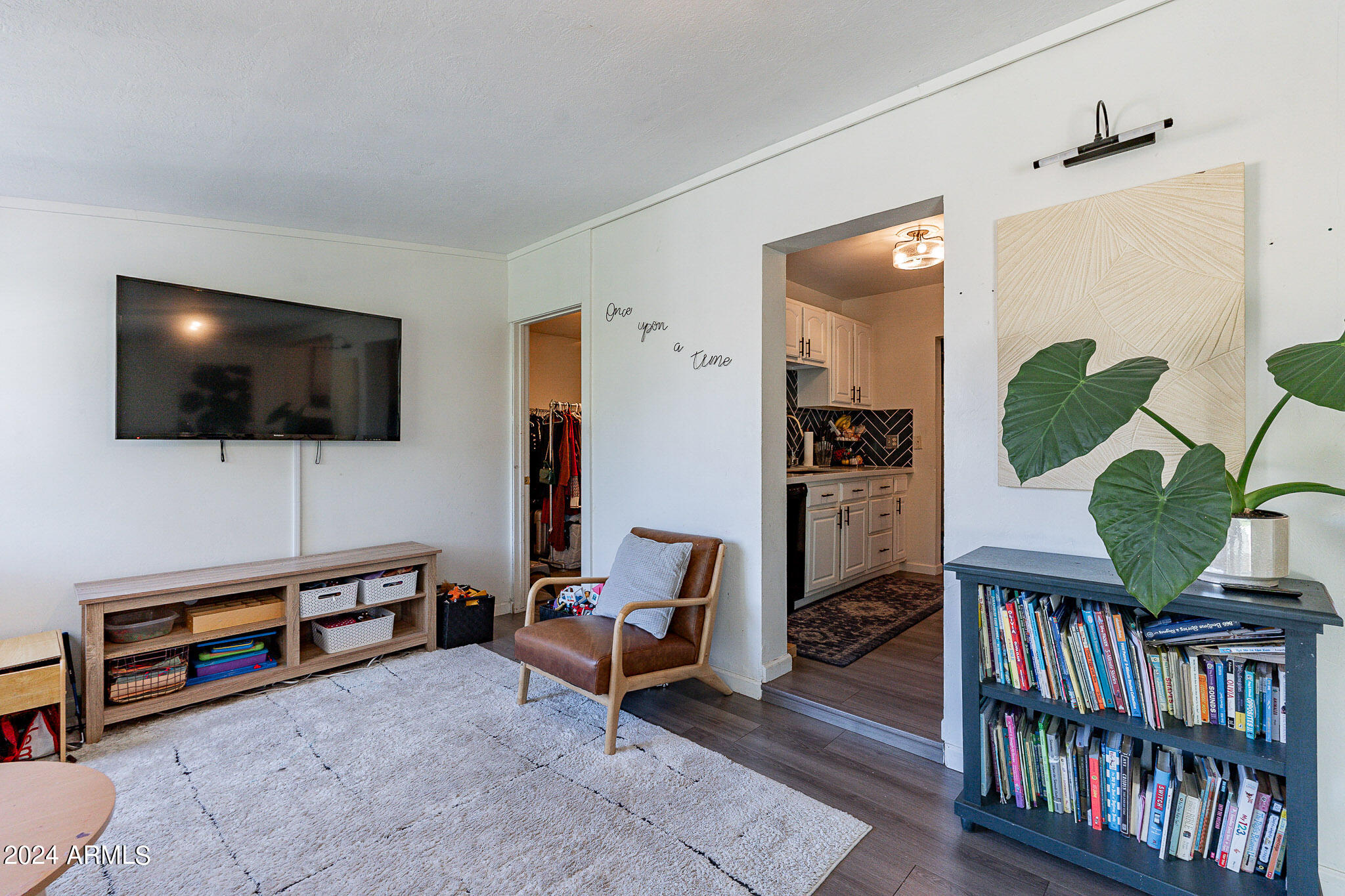 5435 E VIRGINIA Avenue