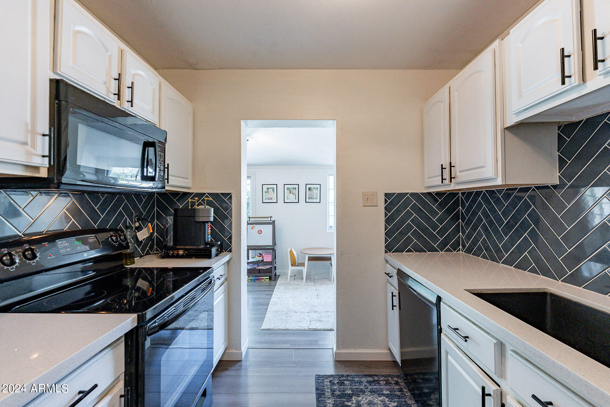 5435 E VIRGINIA Avenue