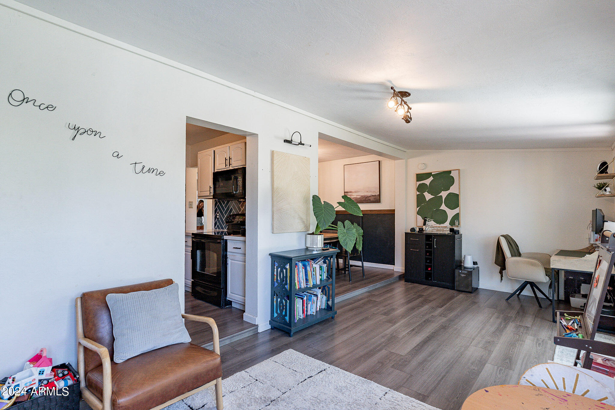 5435 E VIRGINIA Avenue