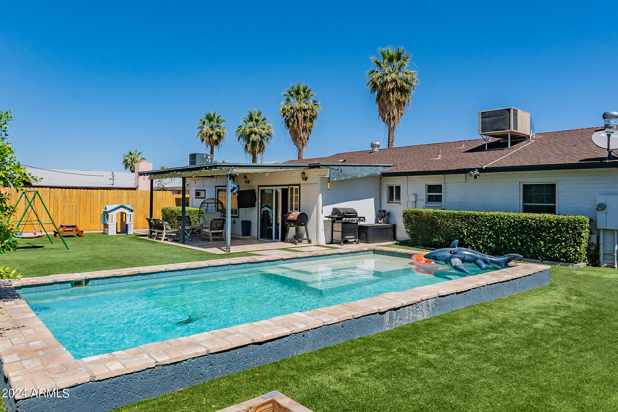 5435 E VIRGINIA Avenue