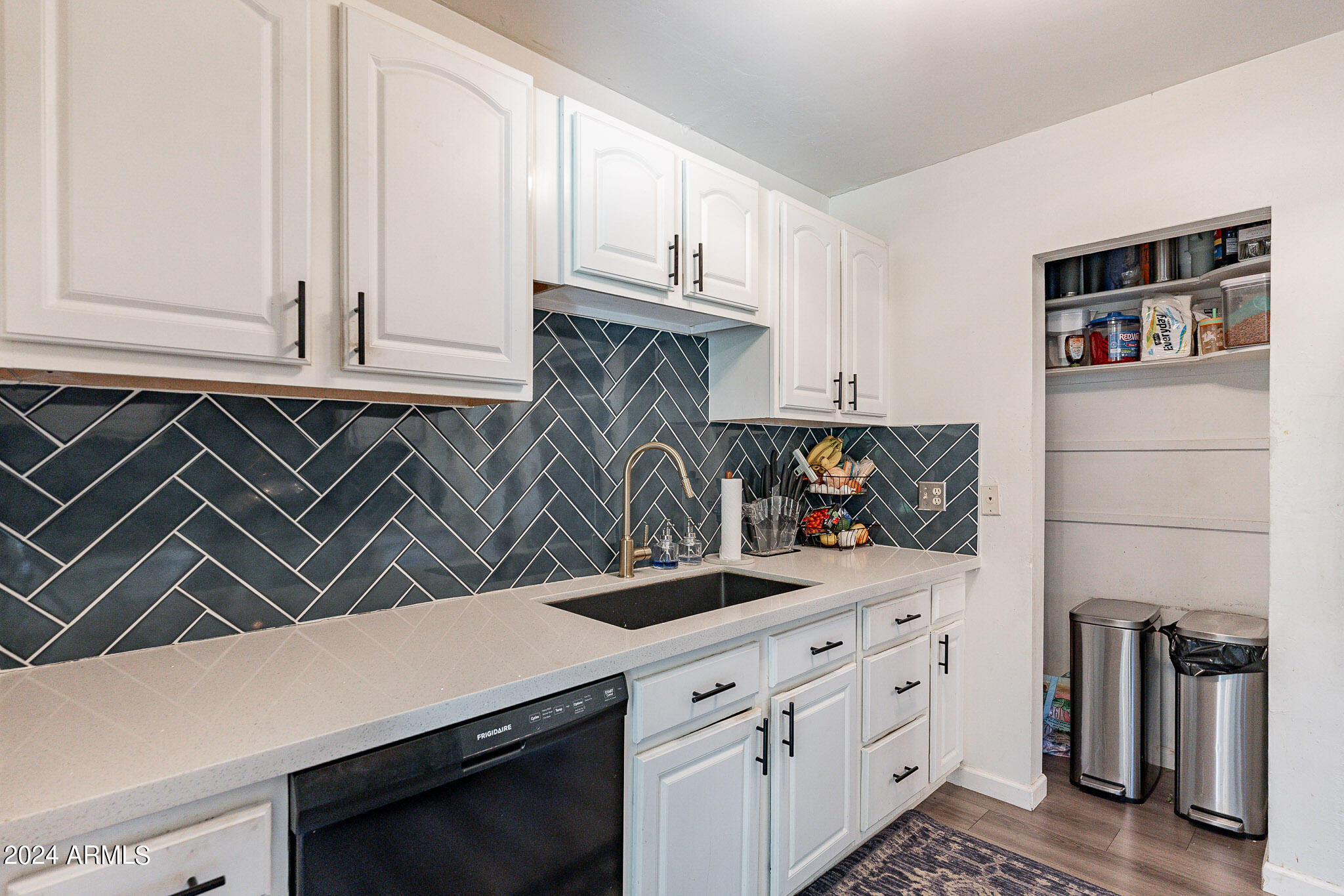 5435 E VIRGINIA Avenue