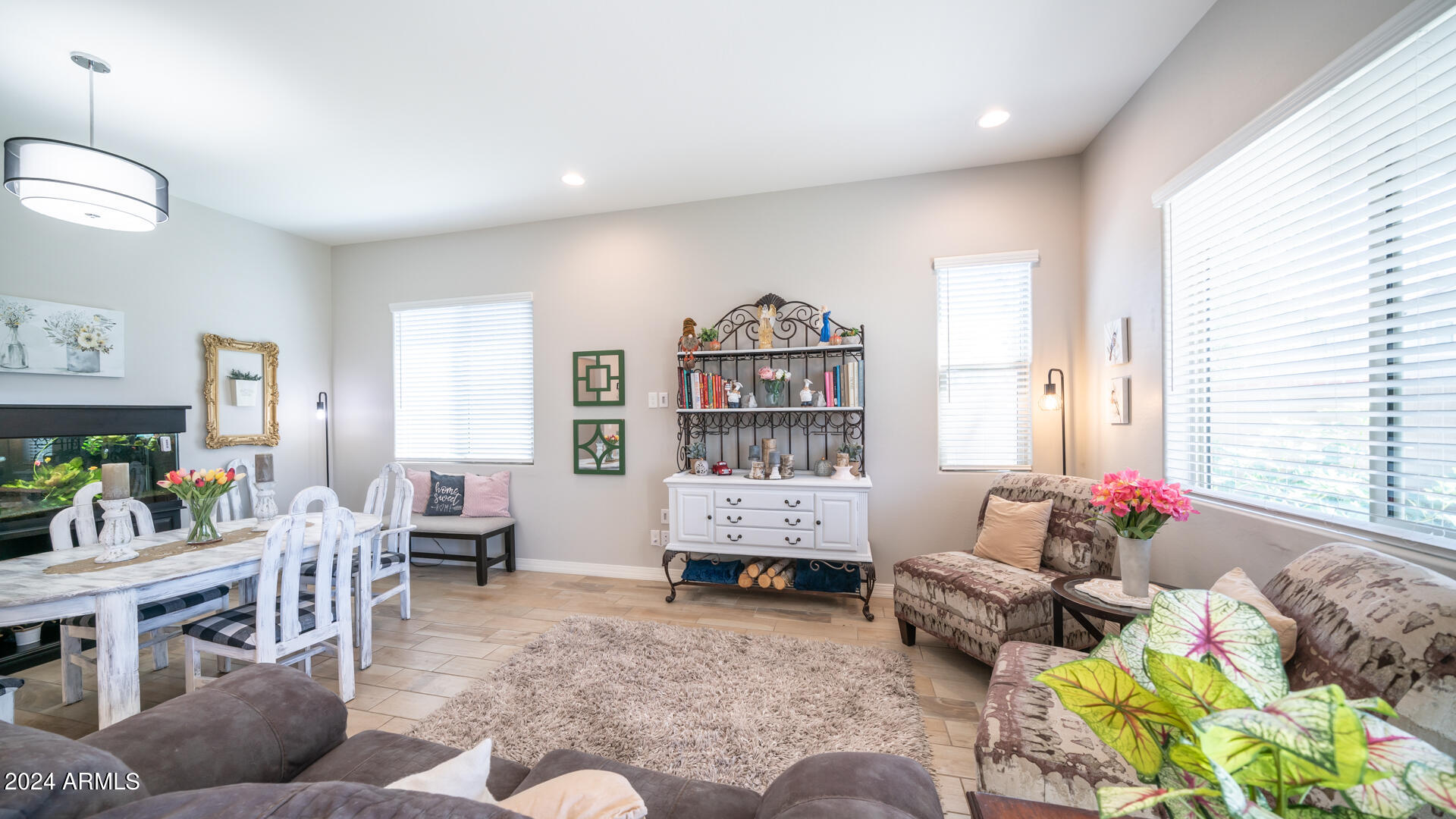 20907 W BERKELEY Road