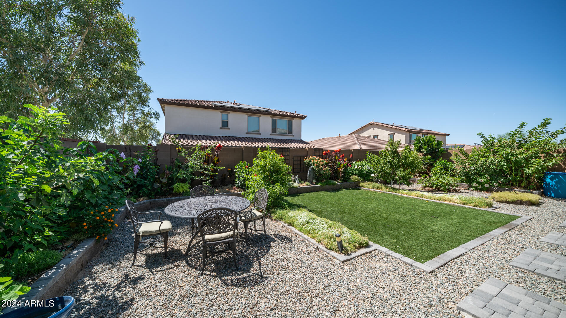 20907 W BERKELEY Road