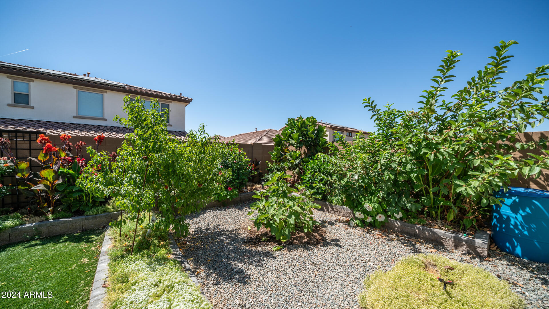 20907 W BERKELEY Road