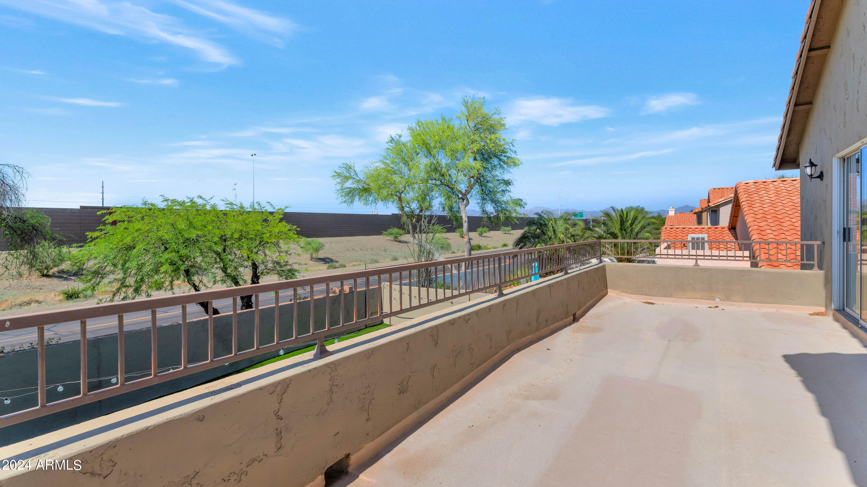 1731 E WINDSONG Drive