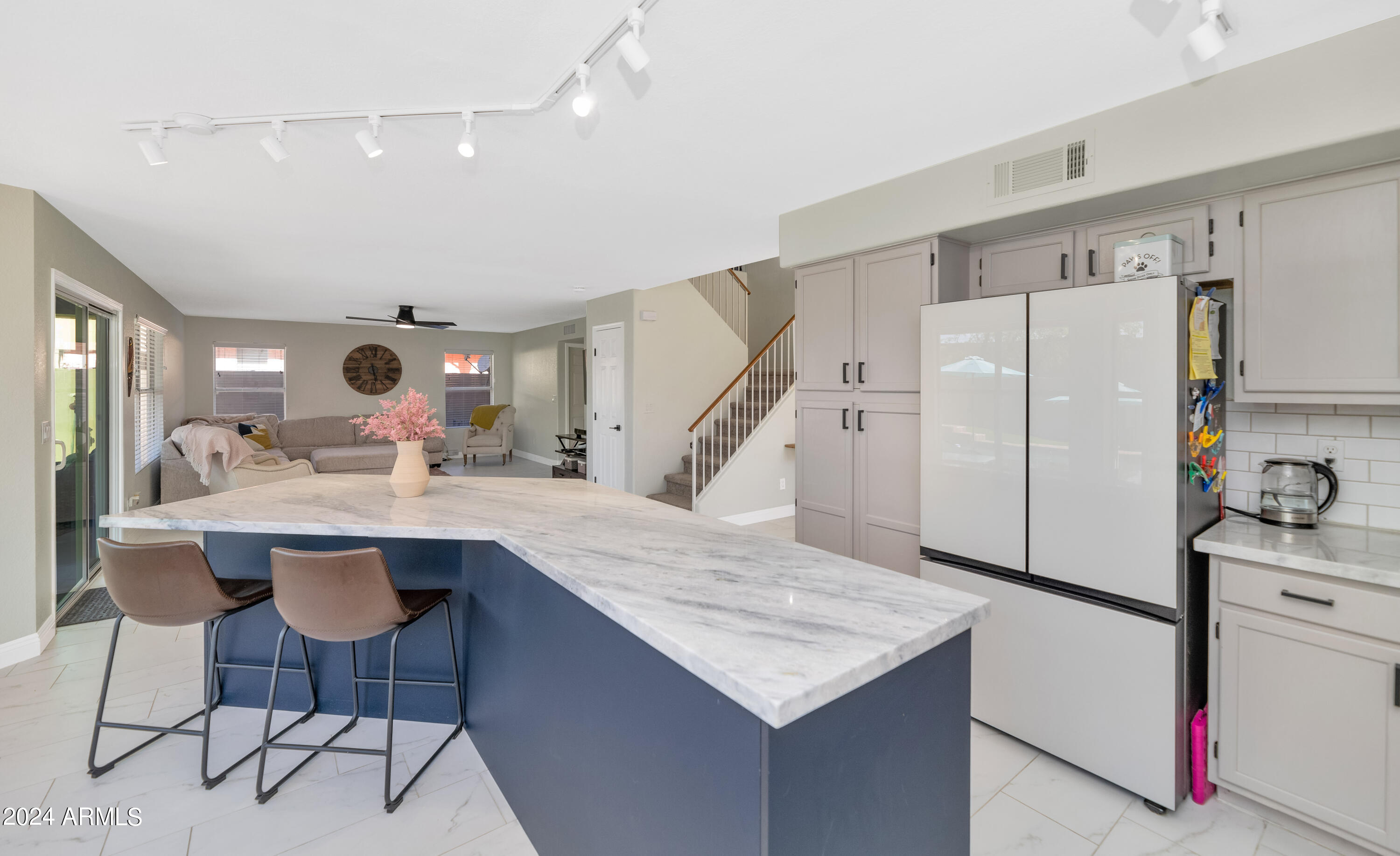 1731 E WINDSONG Drive