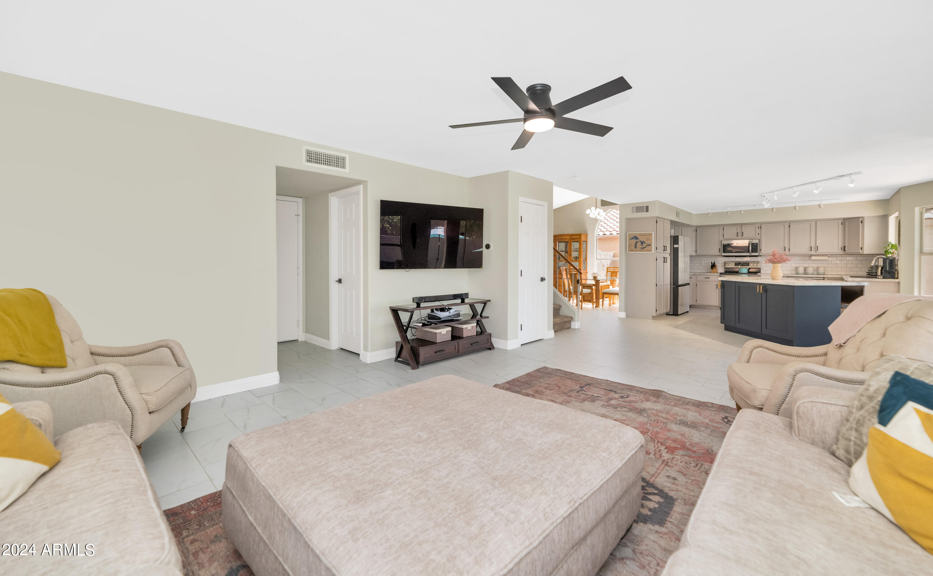 1731 E WINDSONG Drive