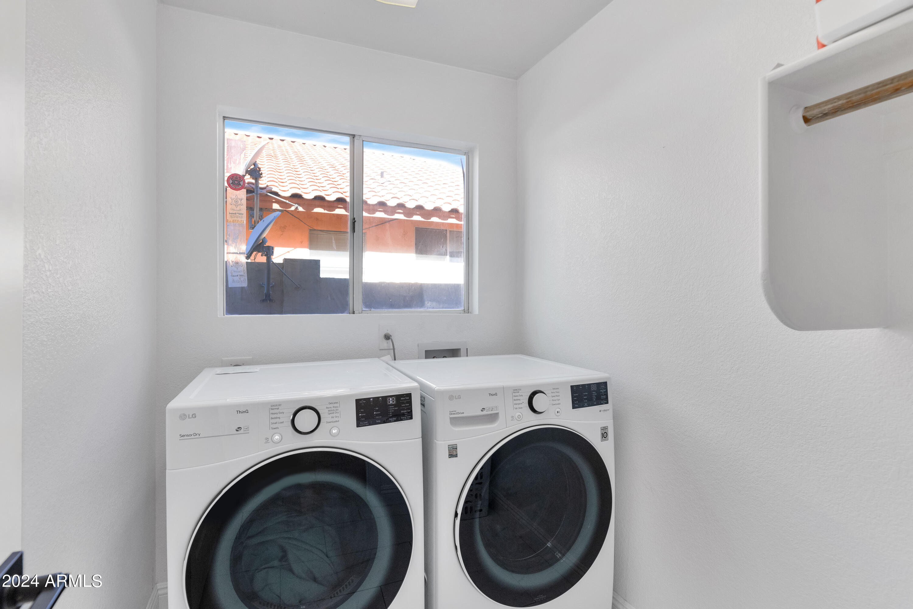 1731 E WINDSONG Drive