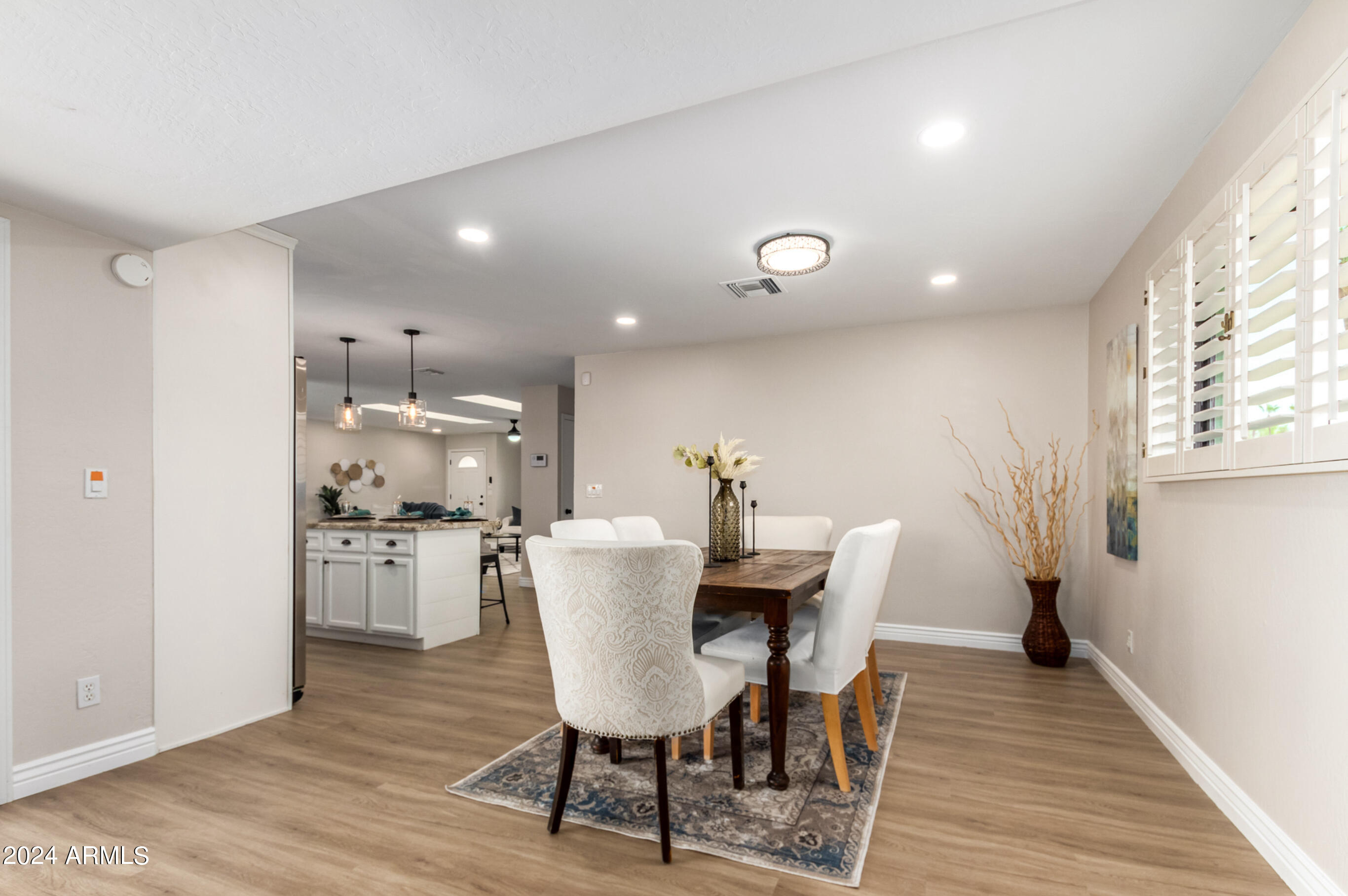 5150 E POINSETTIA Drive