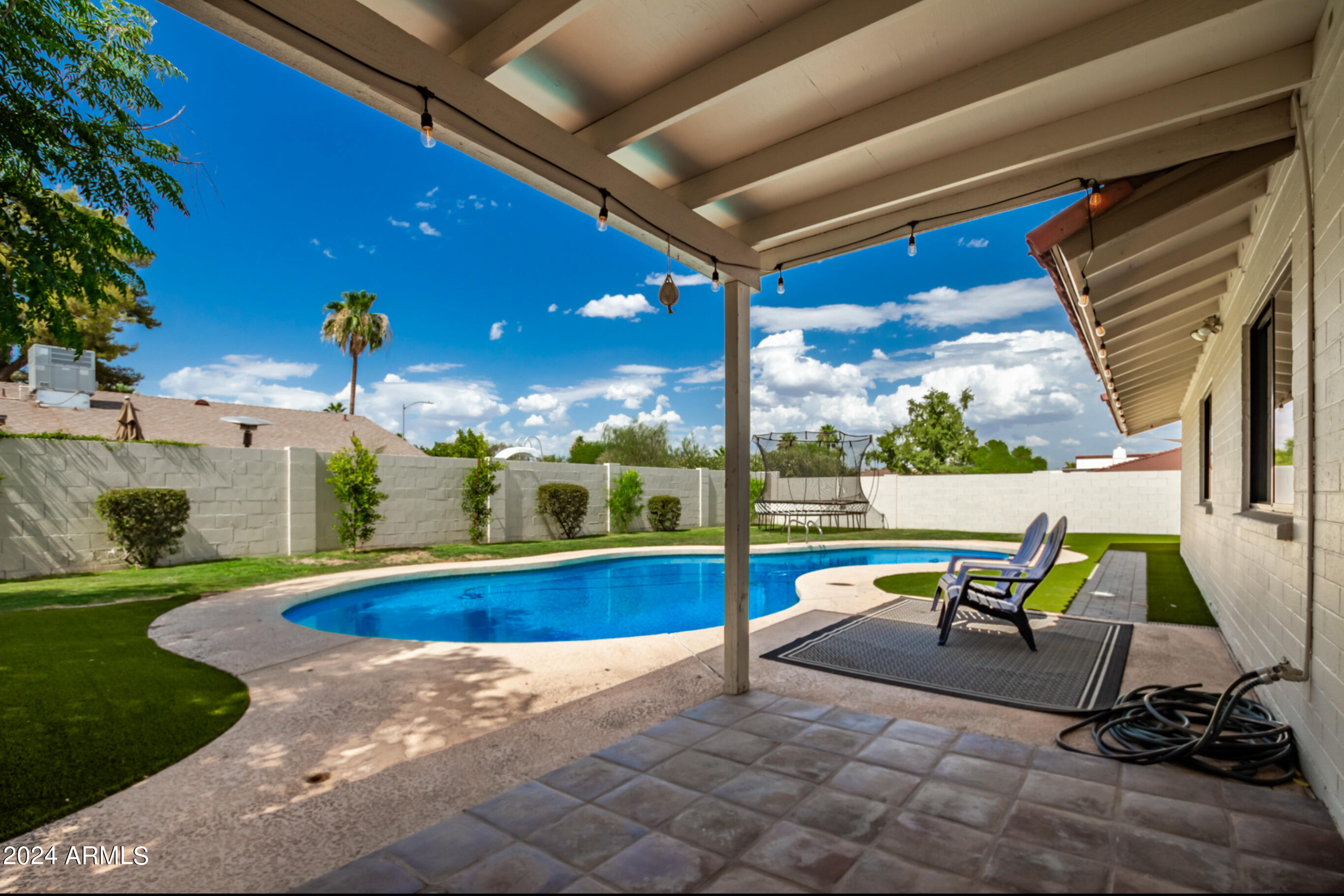 5150 E POINSETTIA Drive