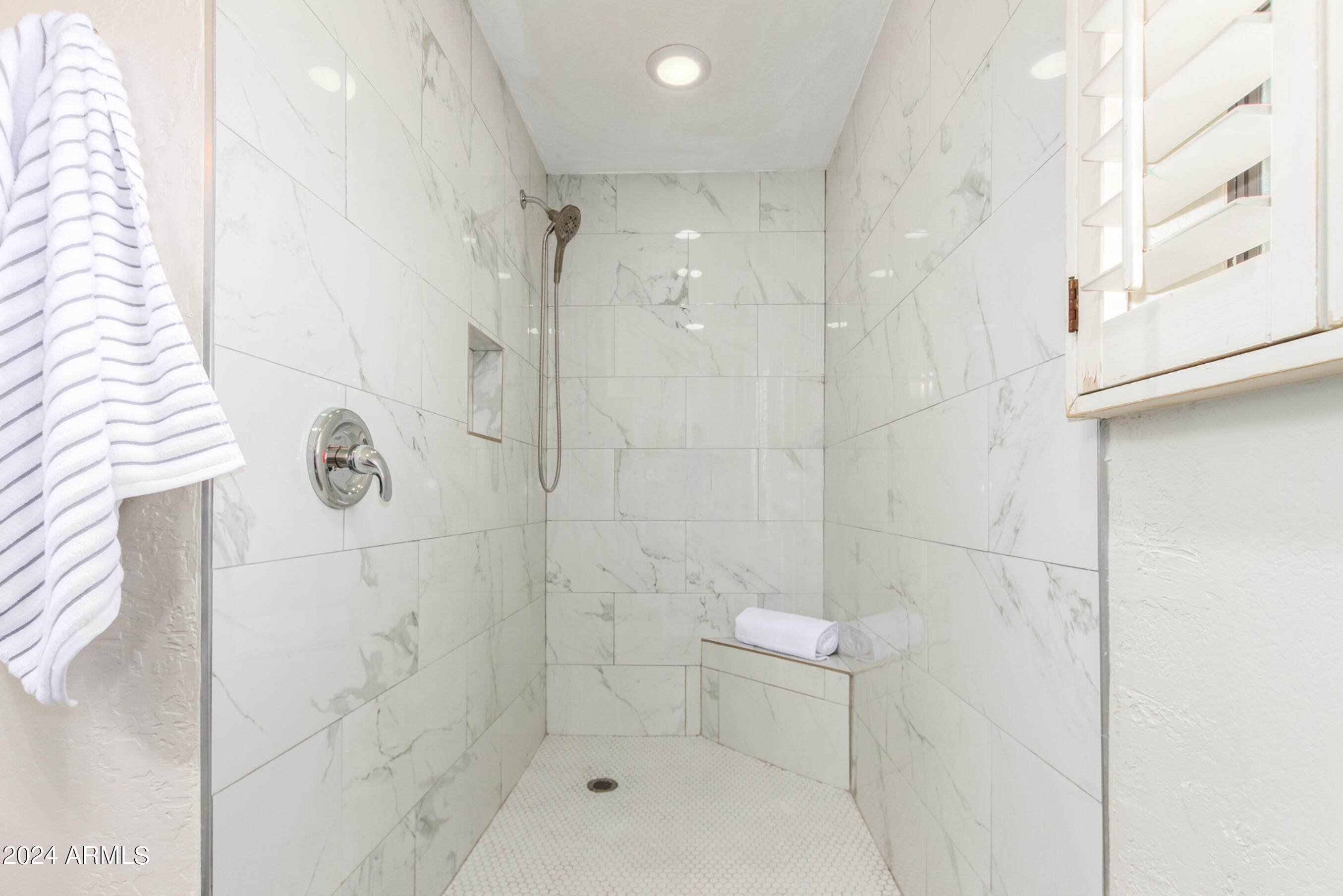 5150 E POINSETTIA Drive