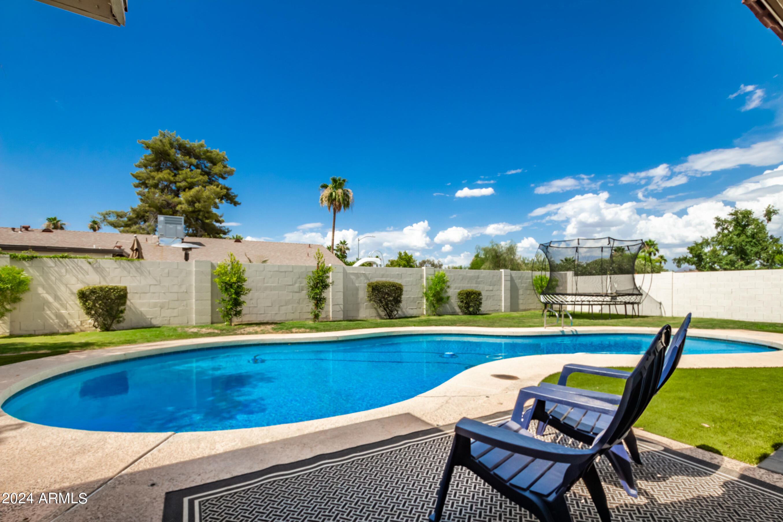 5150 E POINSETTIA Drive