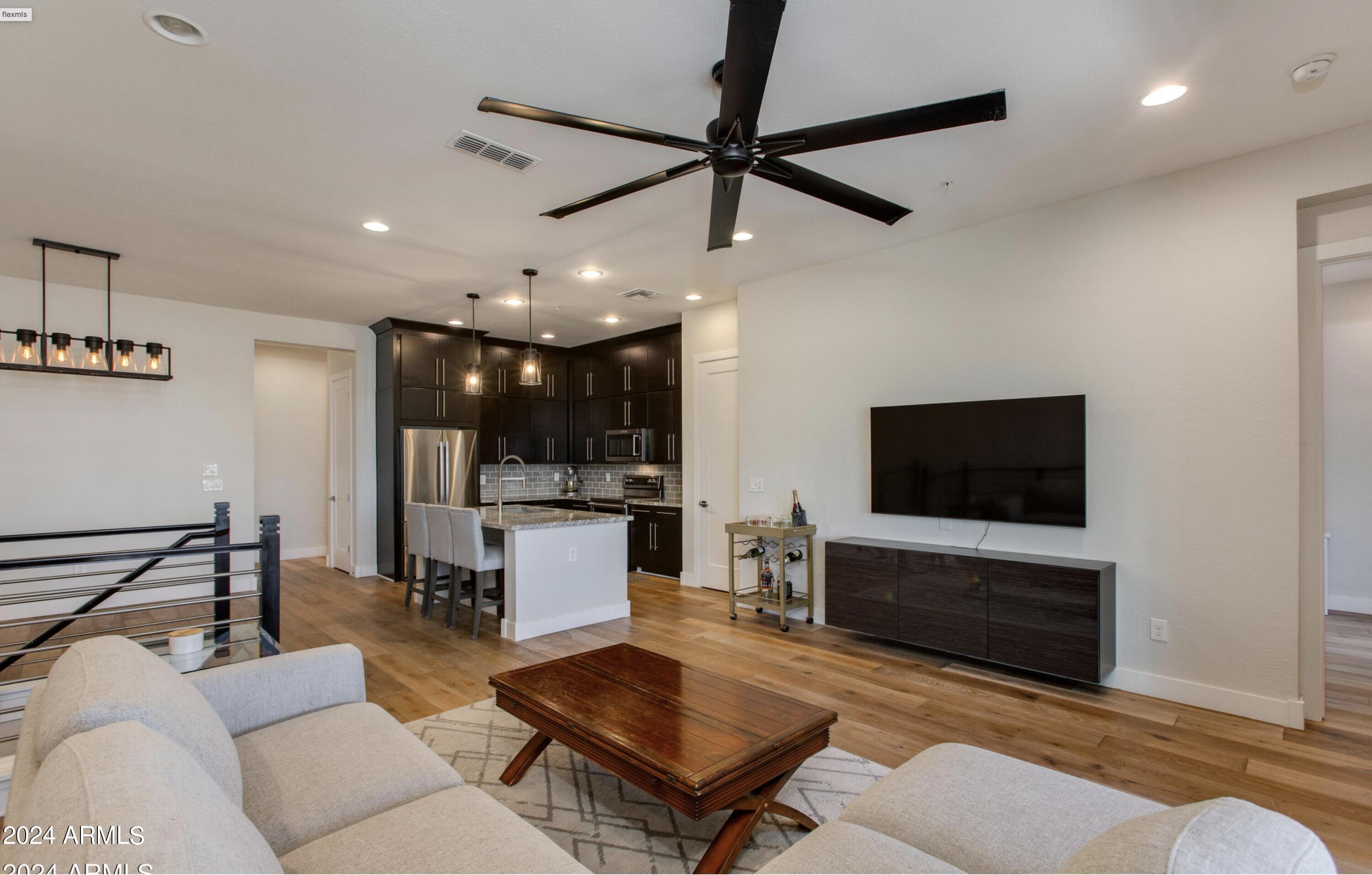 6565 E THOMAS Road # 1142